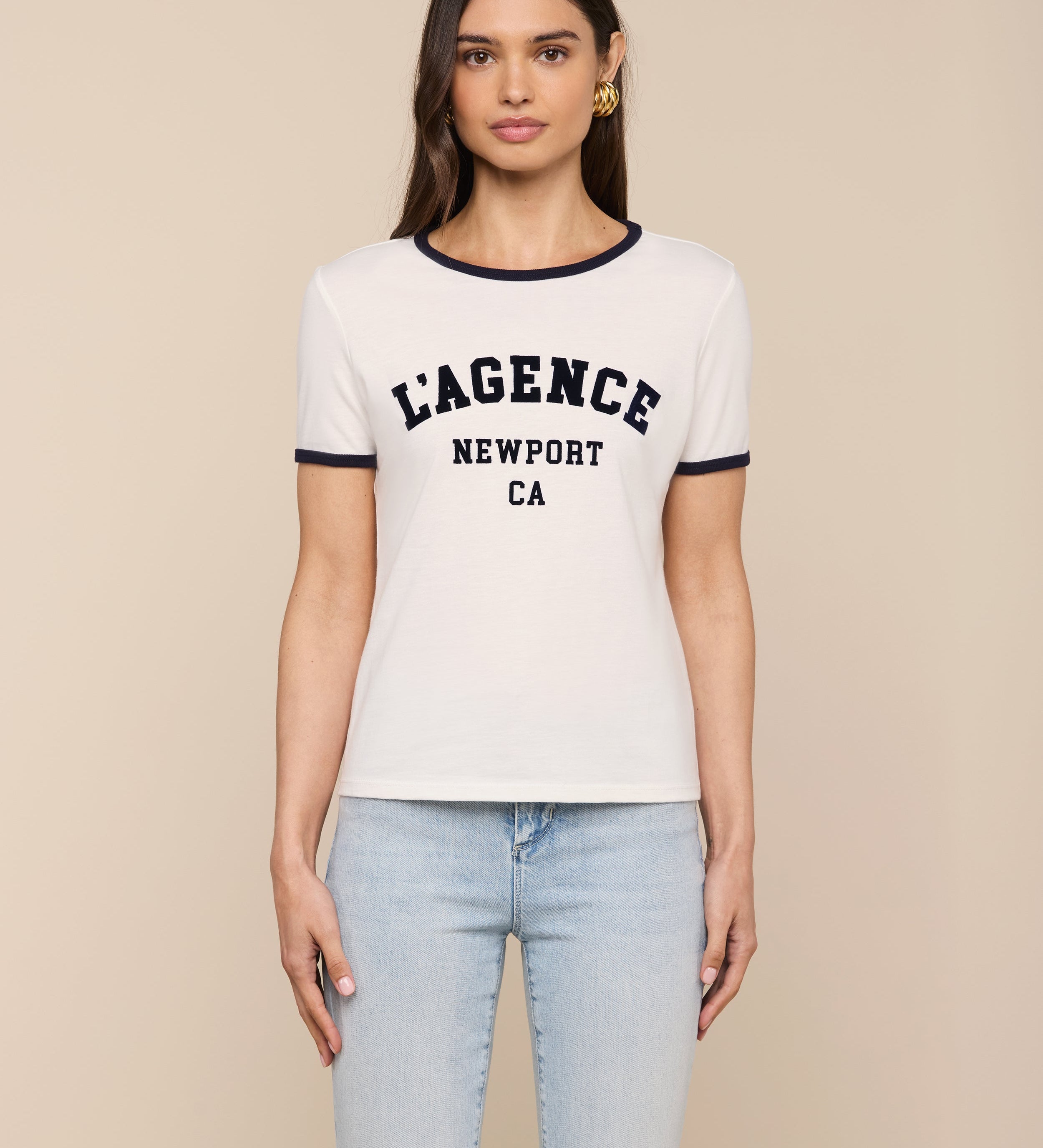 L'AGENCE - Tommie Crewneck Tee