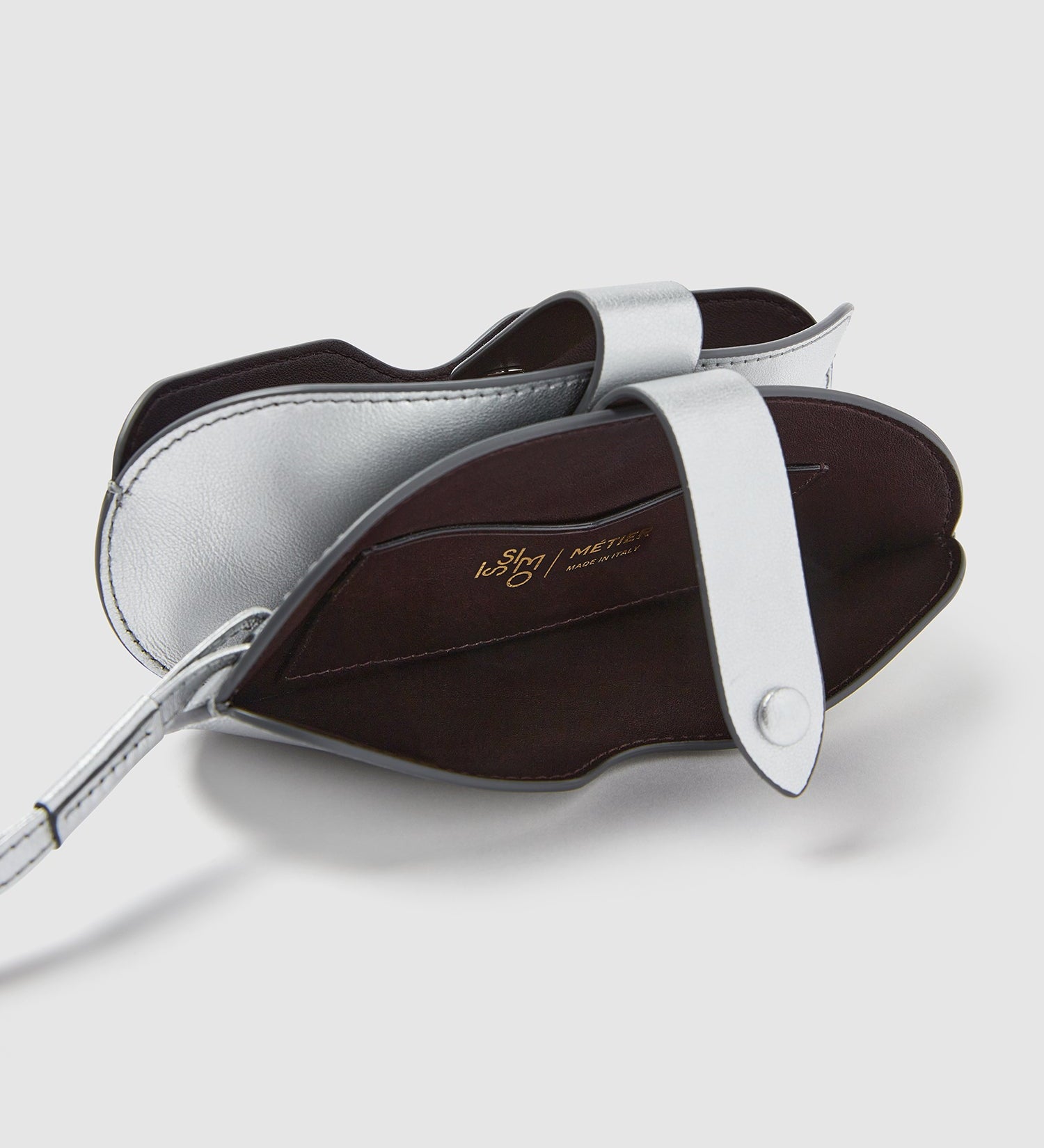 Metier - ISSIMO | Métier Glasses Case Double With Strap Metallic Calfskin Silver