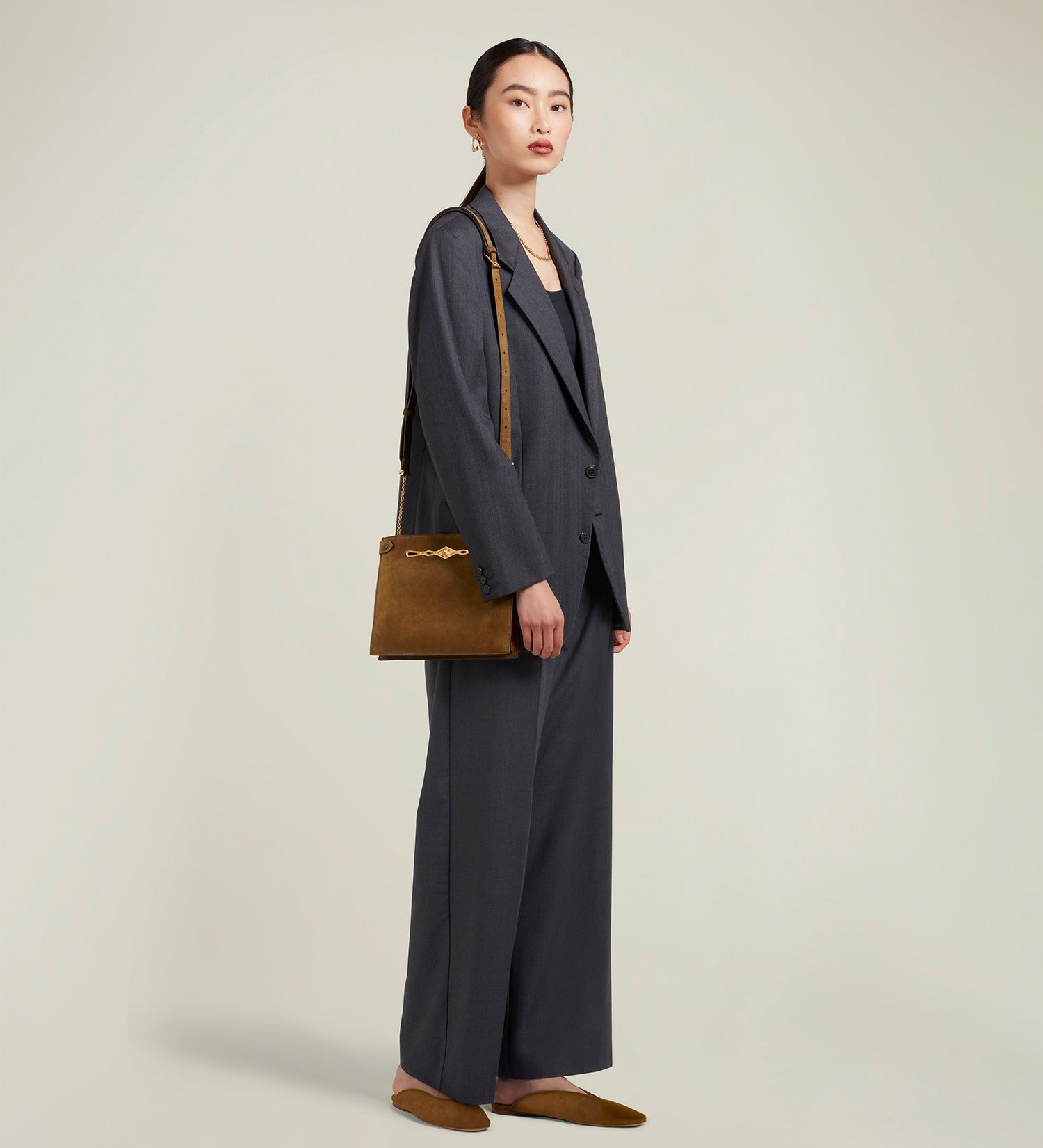 Metier - Fernando Jorge | Métier Stowaway Suede Marrakech