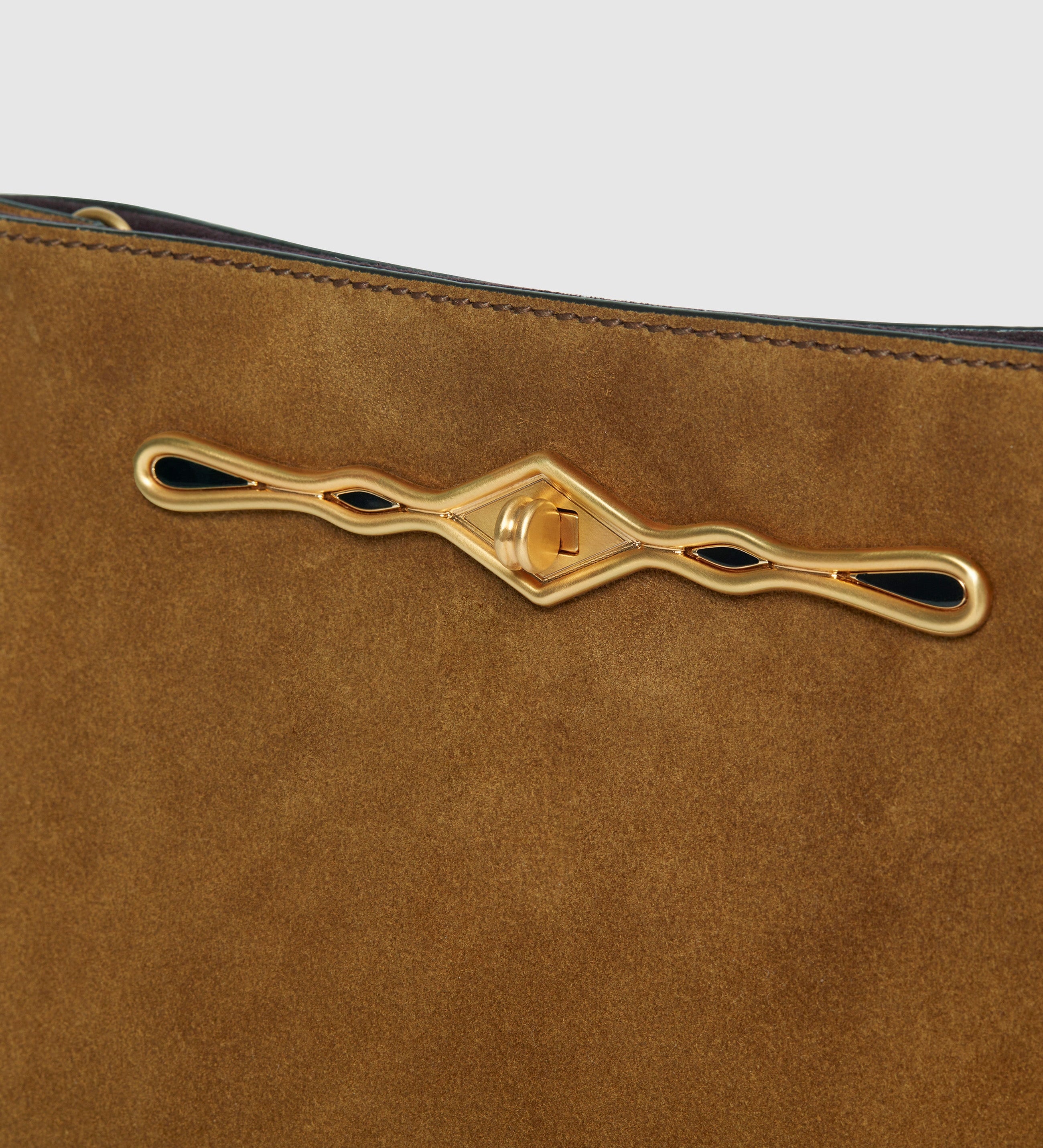 Metier - Fernando Jorge | Métier Stowaway Suede Marrakech