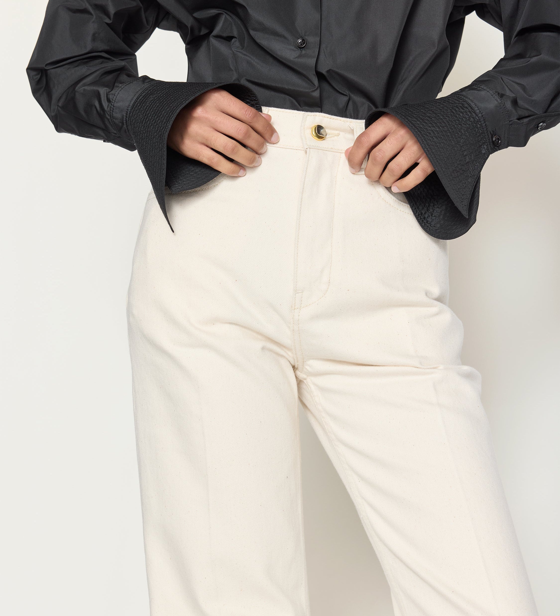 OSSOU - Trace Jean in Buff Wash