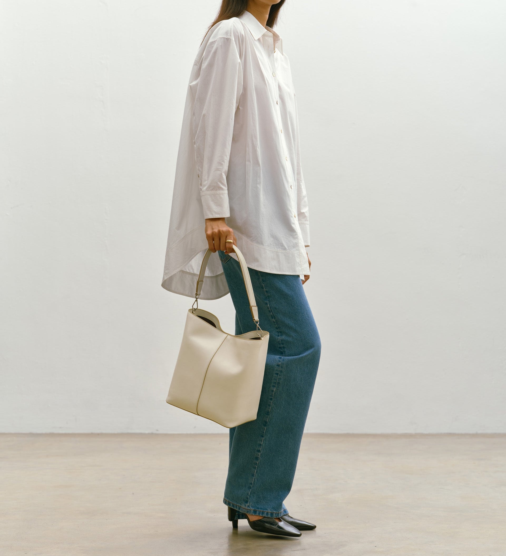 Metier - Twist 22 Supple Calfskin Bianco
