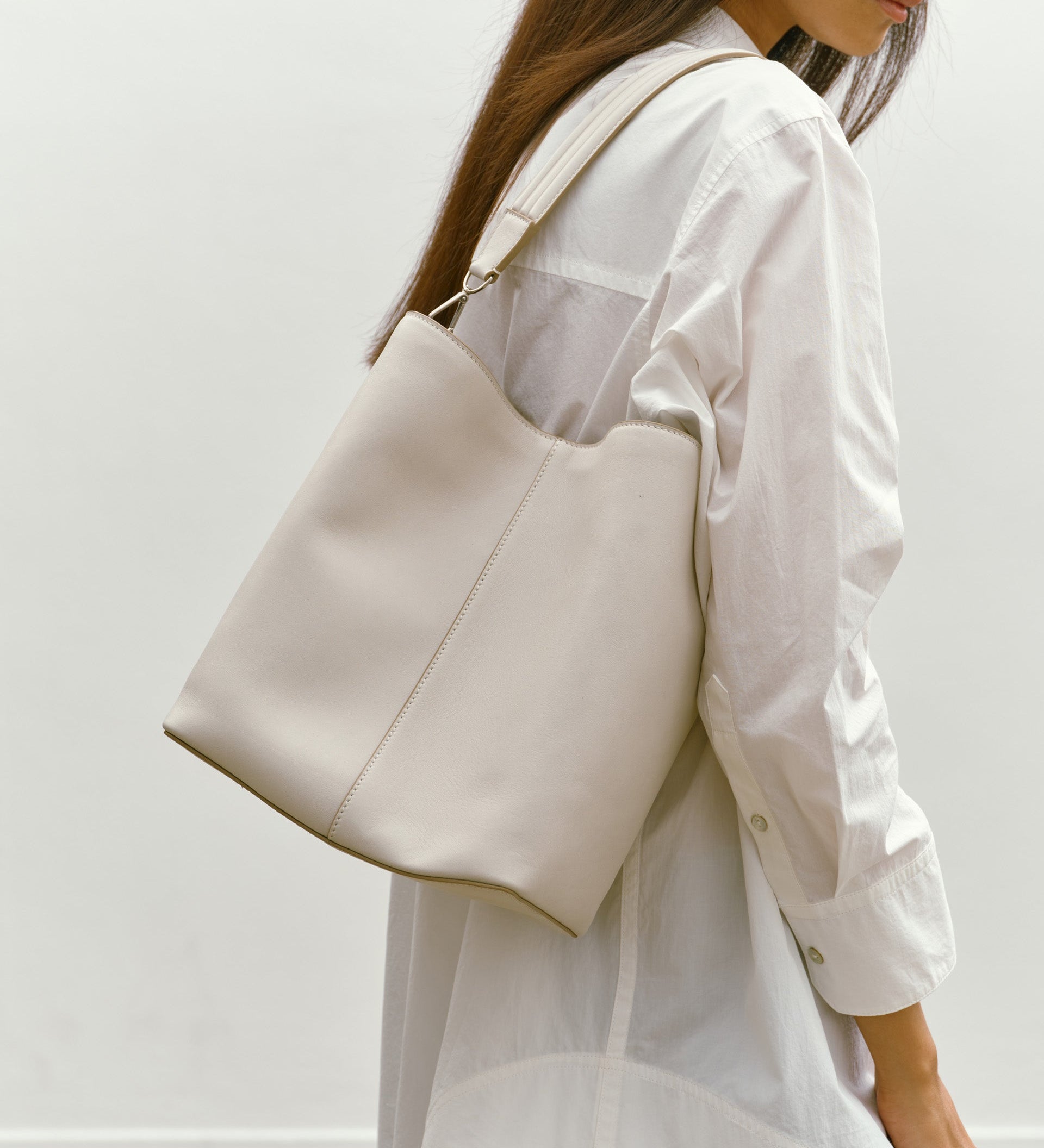 Metier - Twist 22 Supple Calfskin Bianco