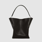 Métier - Twist 26 Supple Calfskin Black