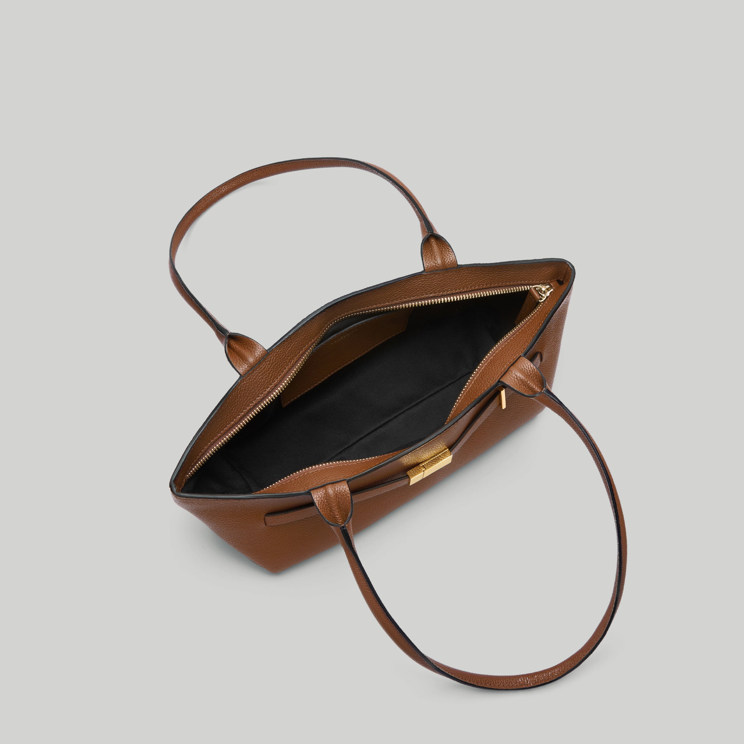 Demellier London - The New York Shoulder
