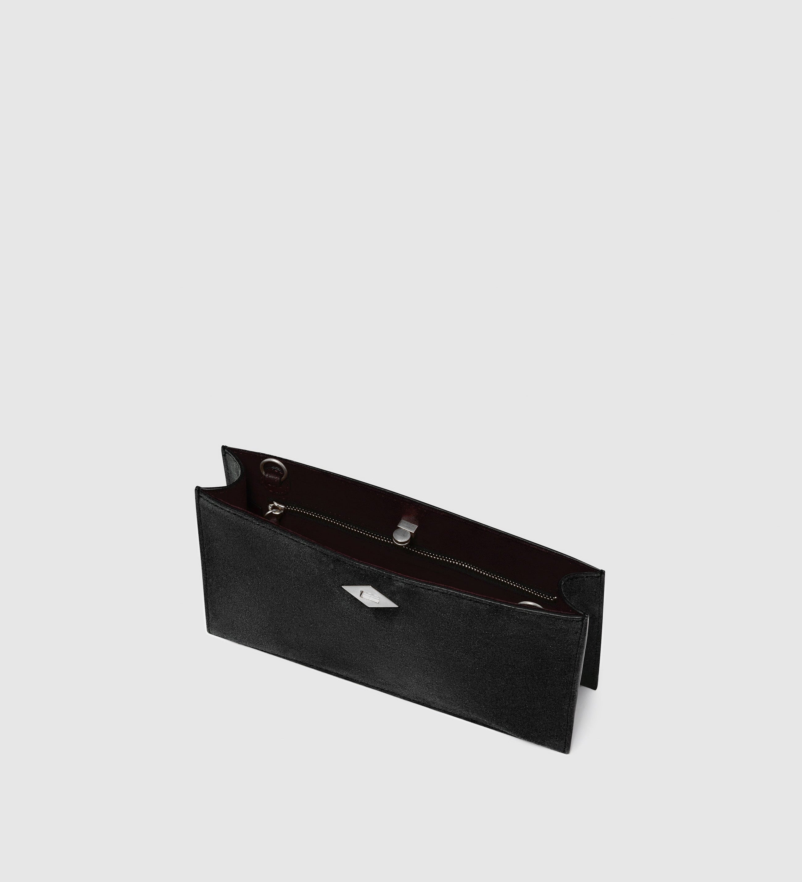 Metier - Ease 20 Buttery Suede Black