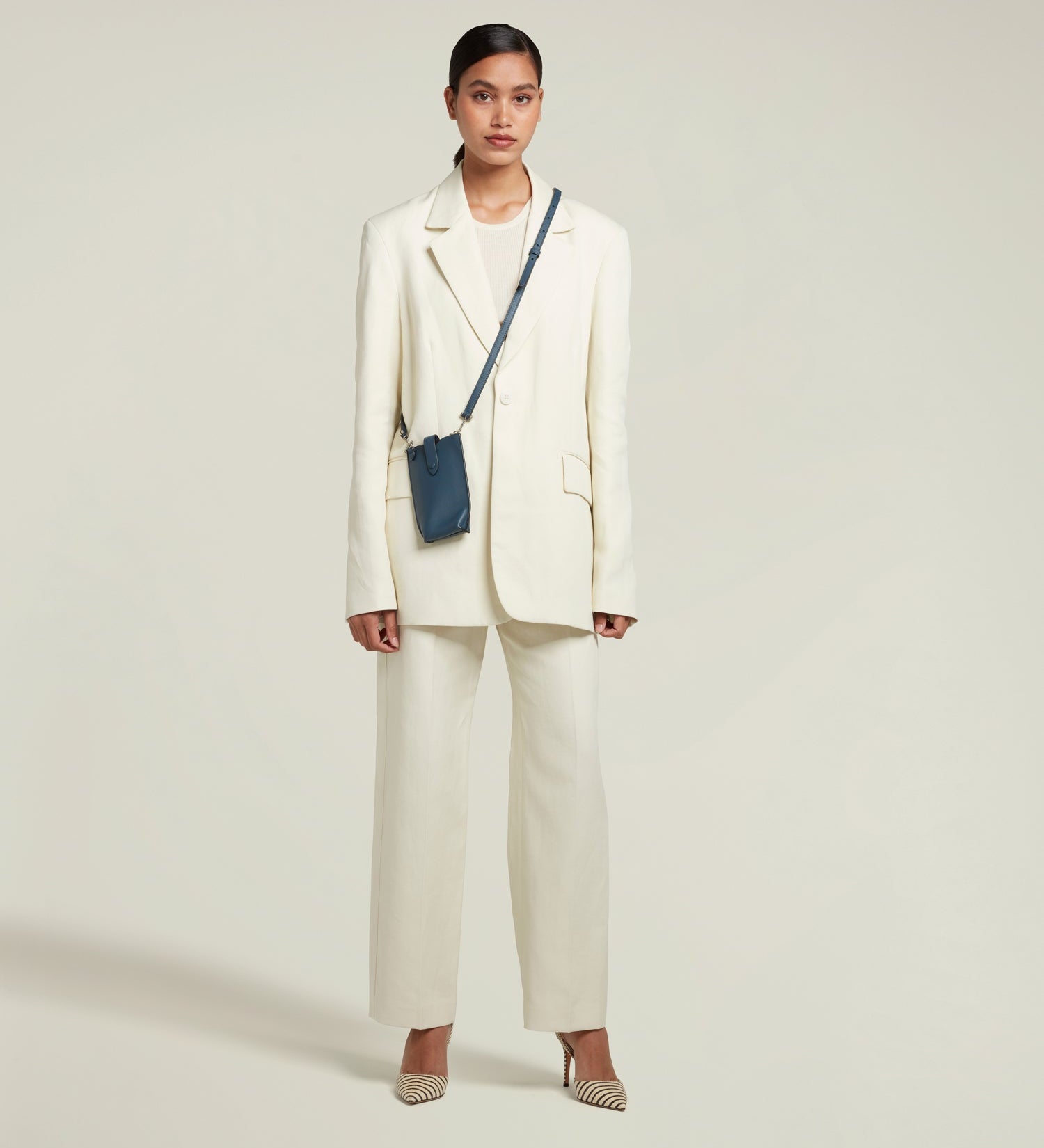 Metier - Minimalist Smooth Calfskin Storm