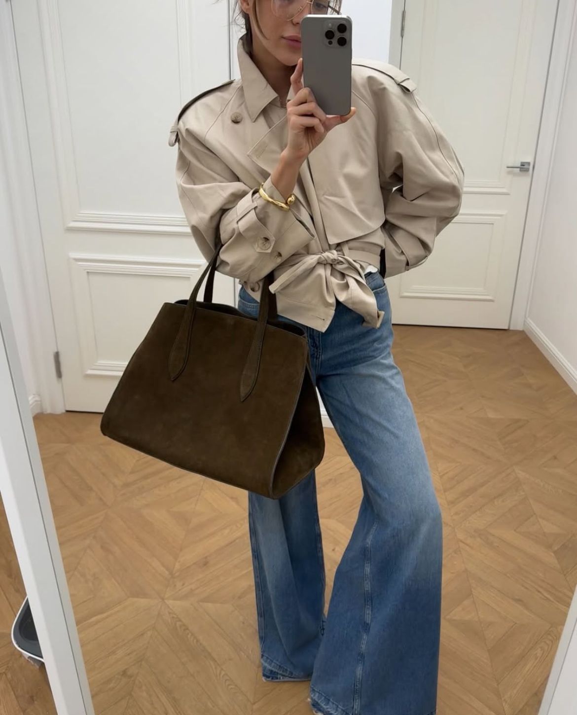 The Fall Capsule Wardrobe: 2025 Quiet Luxury Pieces