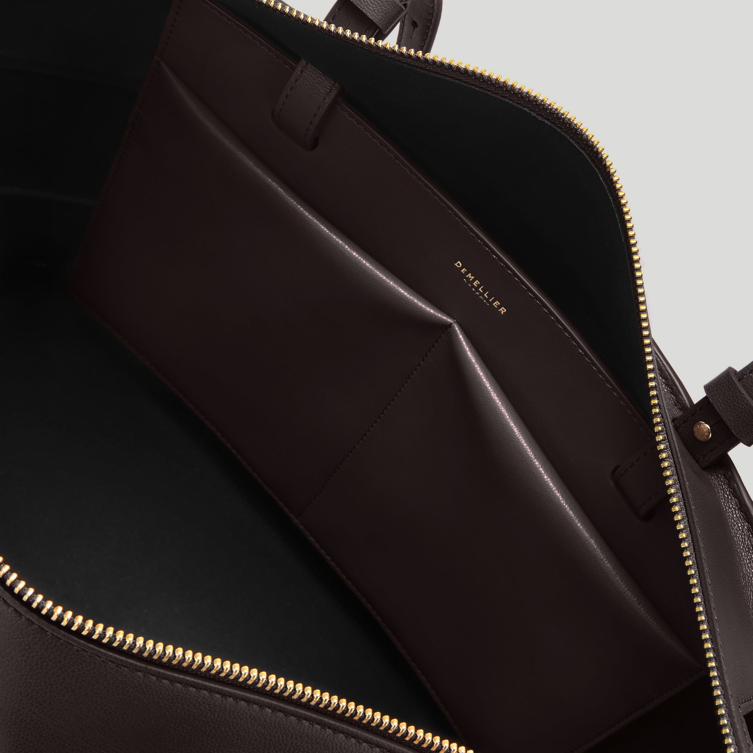 DeMellier - The Florence Bordeaux Fine Grain