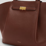 DeMellier - The New York Warm Brown Small Grain
