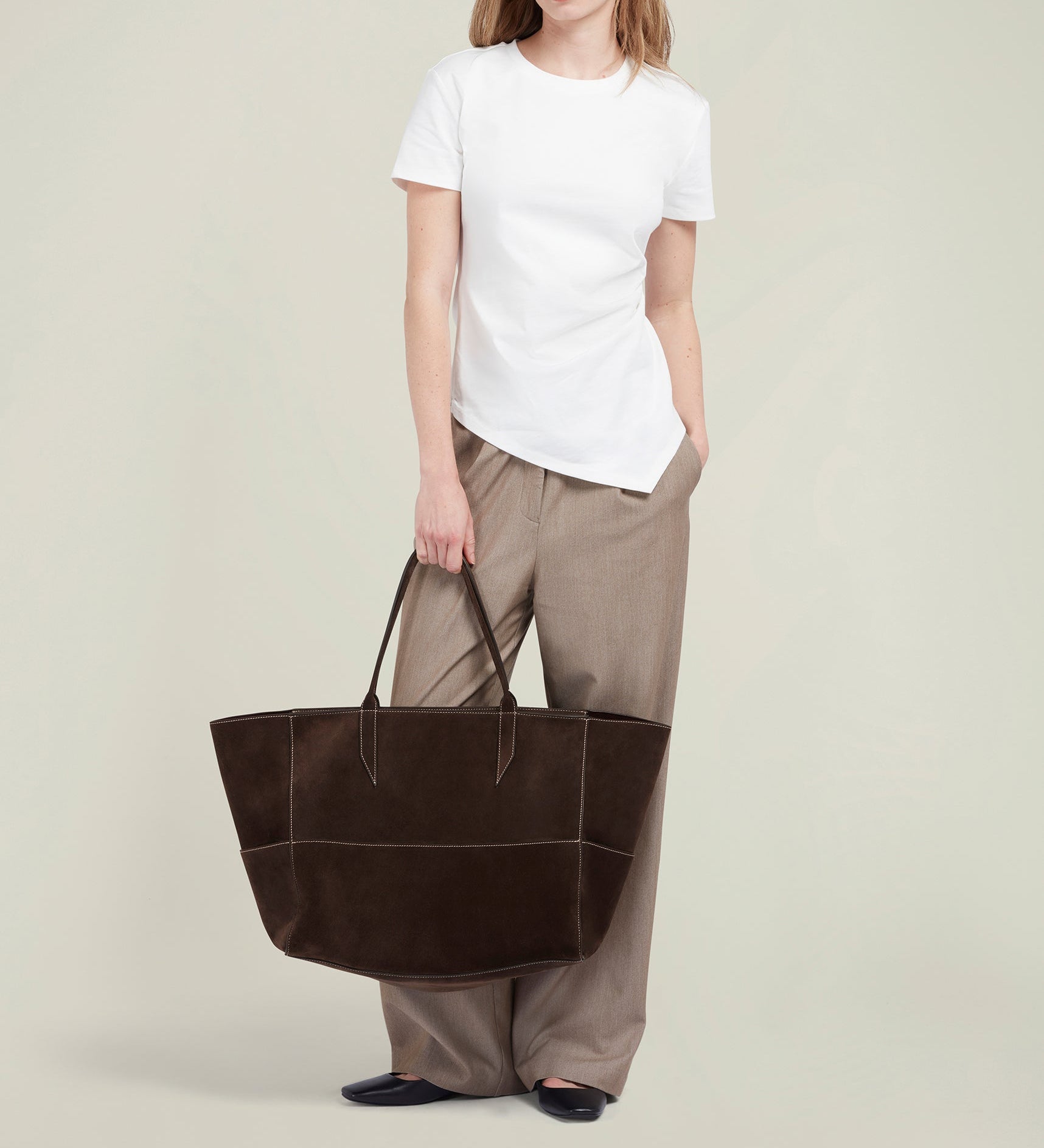 Metier - Incognito 42 Cabas Suede Chocolate with Salt Stitching