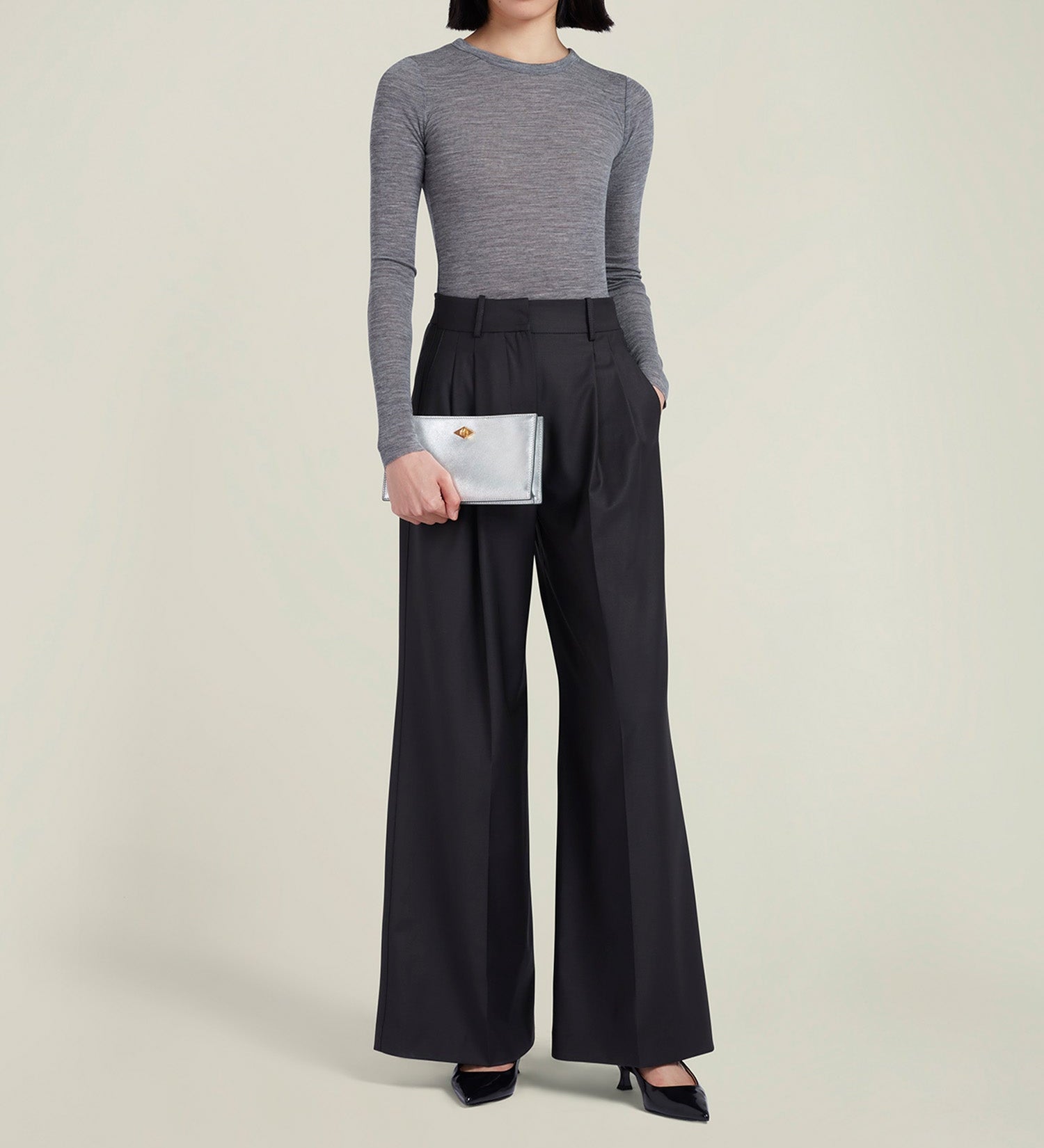Metier - ISSIMO | Métier Ease Metallic Calfskin Silver
