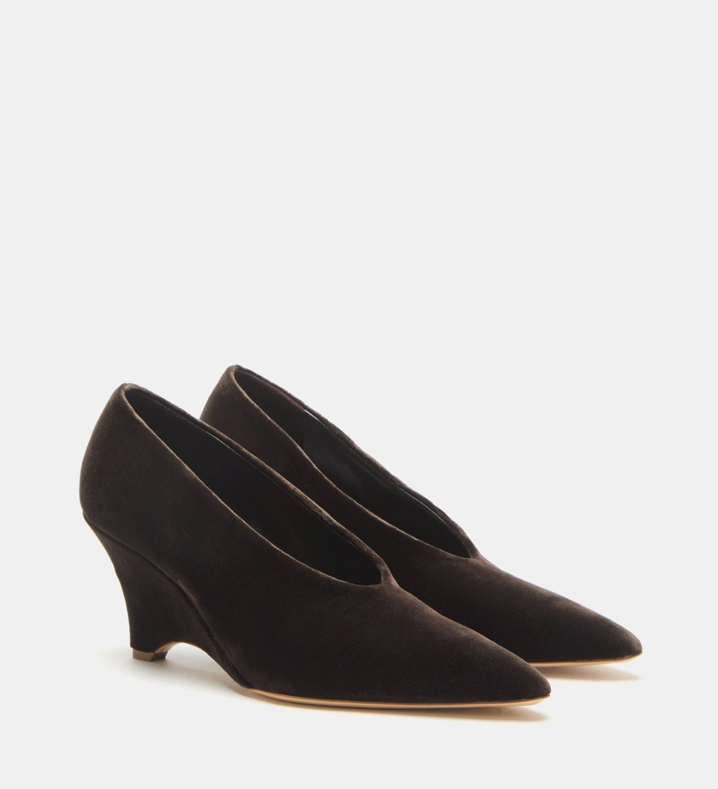 Le Monde Beryl - Victoria Decolette Wedge / Visone Velvet