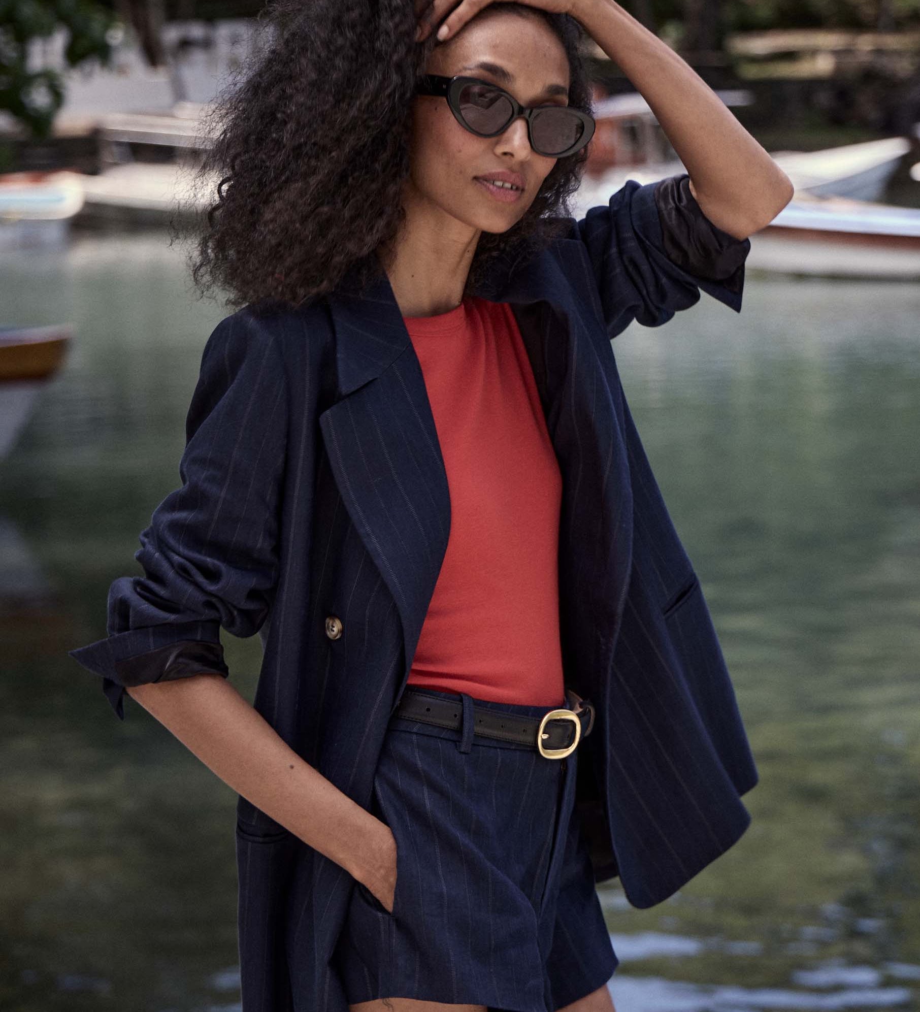 DÔEN - VIVI TEE -- SCARLET