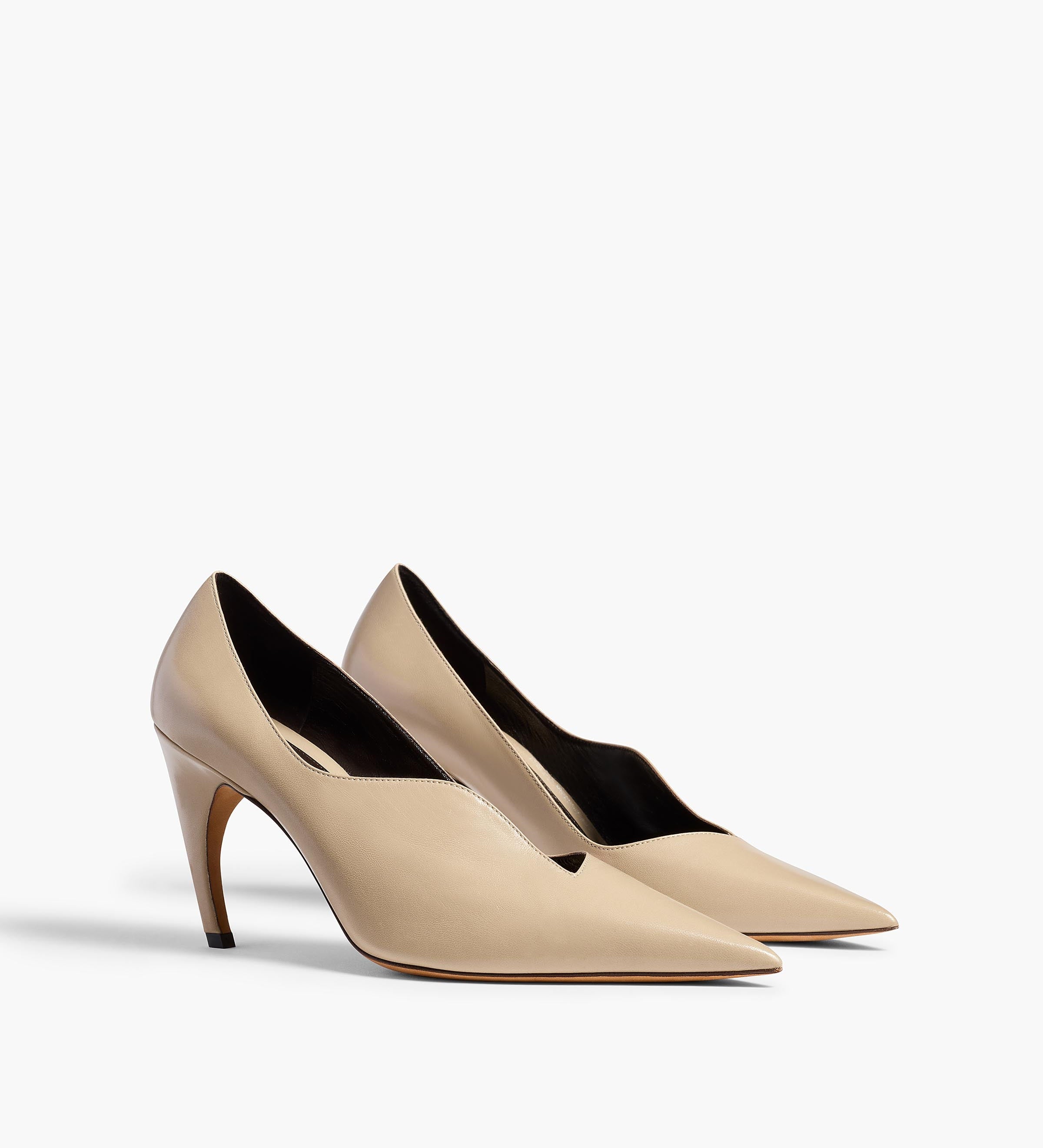 Khaite - Vivien Pump in Taupe
