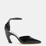 Le Monde Beryl - Victoria Pump / Black Glass Leather