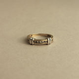 Kinn - Vintage Two Tone Round Diamond Channel Set Ring - 7