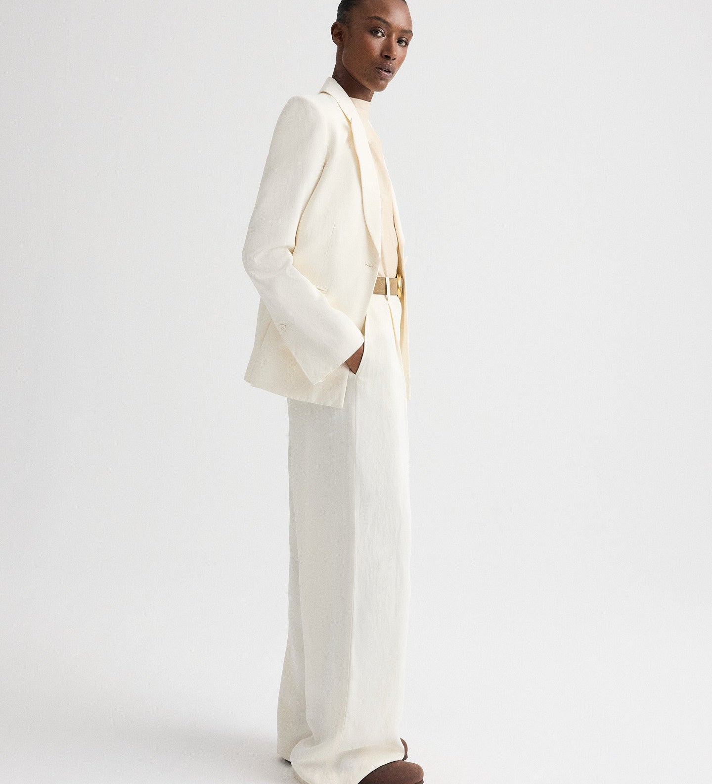 TWP - Her Fit Blazer in Coated Viscose Linen