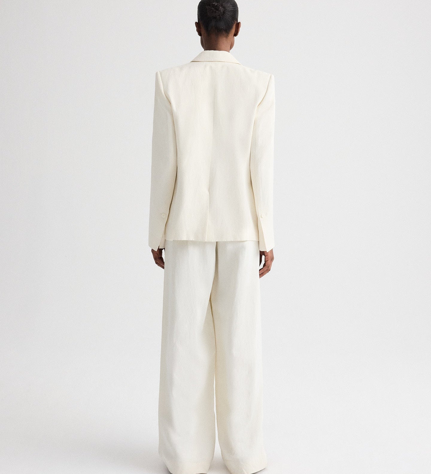 TWP - Her Fit Blazer in Coated Viscose Linen