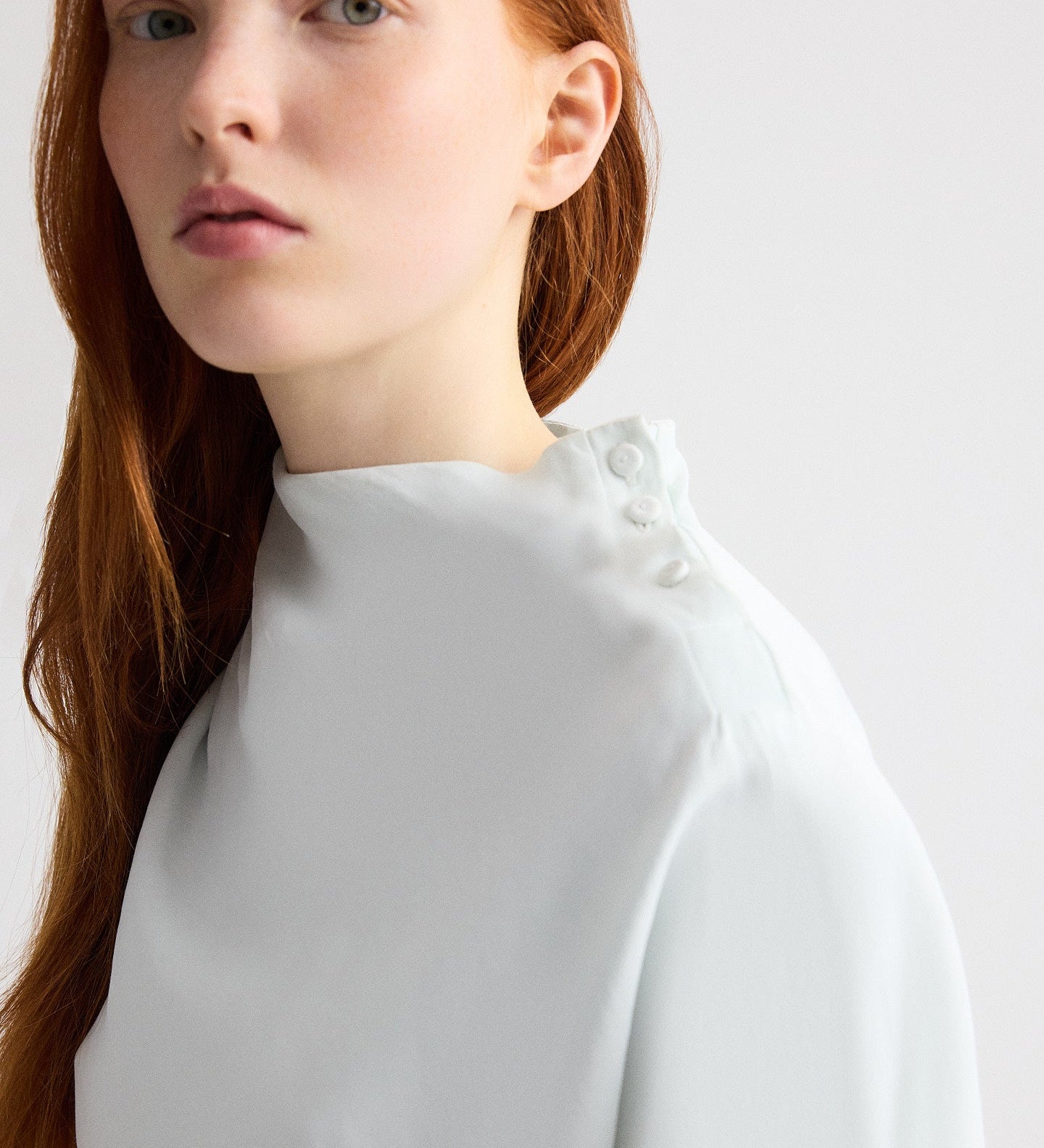 TWP - Mock Neck Tee in Coated Viscose Linen