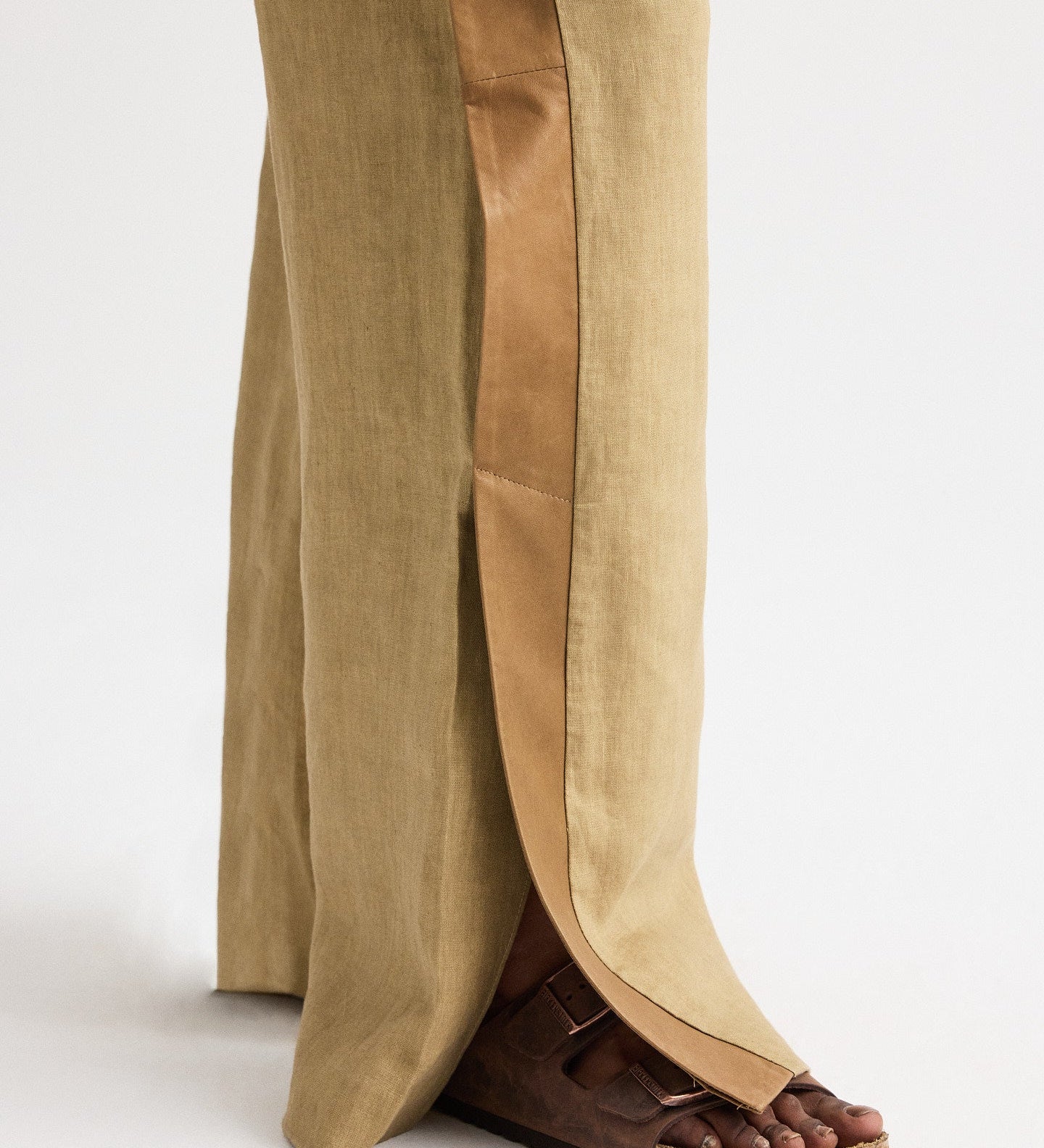 TWP - Slim A Pant with Lip Tux in Plain Weave Linen