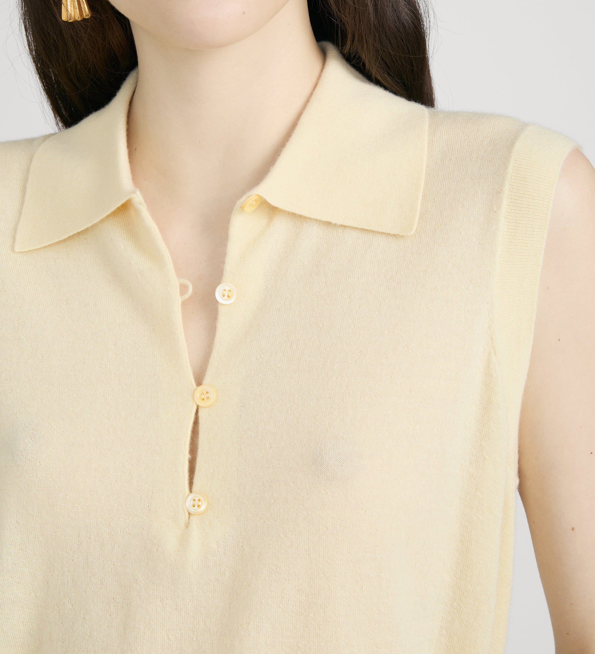 FRAME - The Cashmere Sleeveless Polo