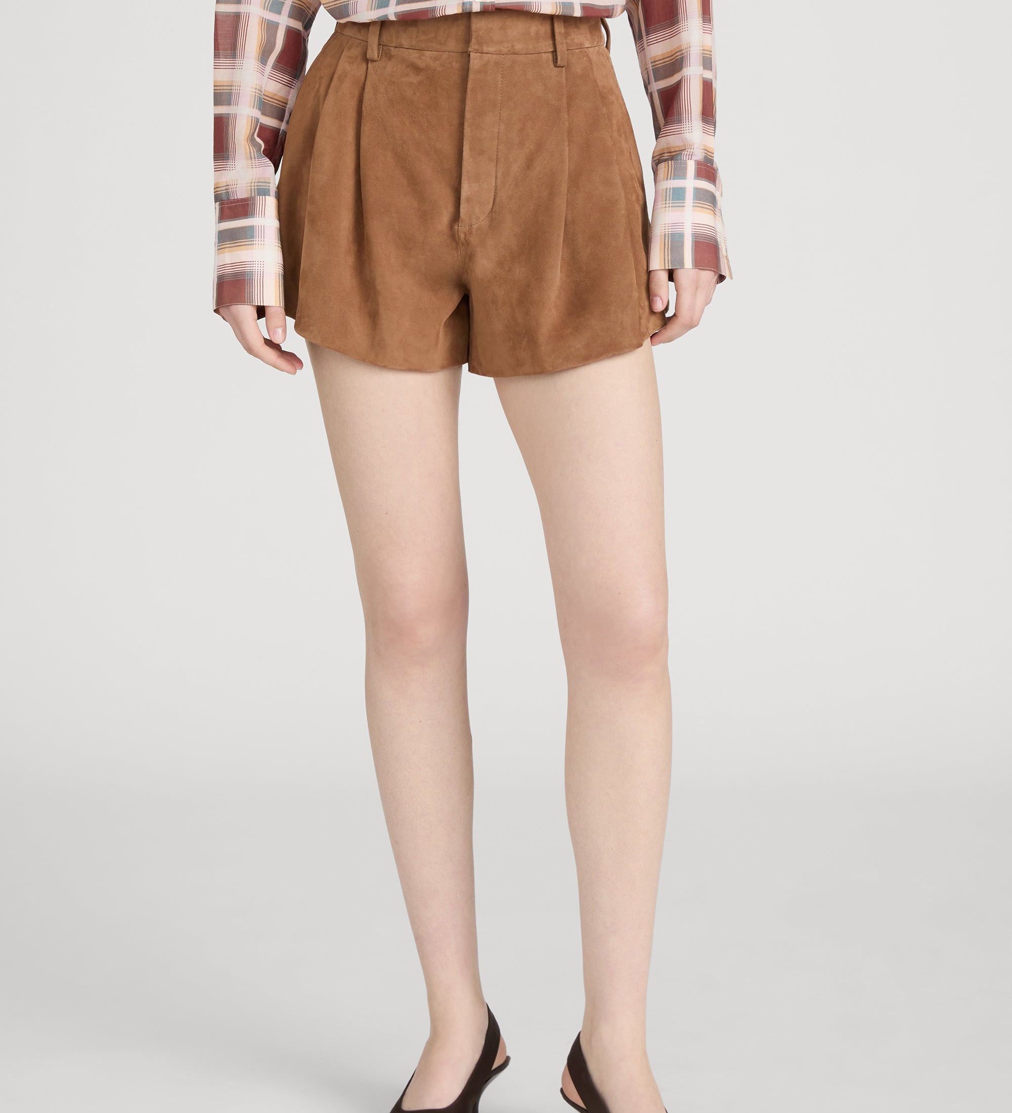 FRAME - The Suede Slant Short