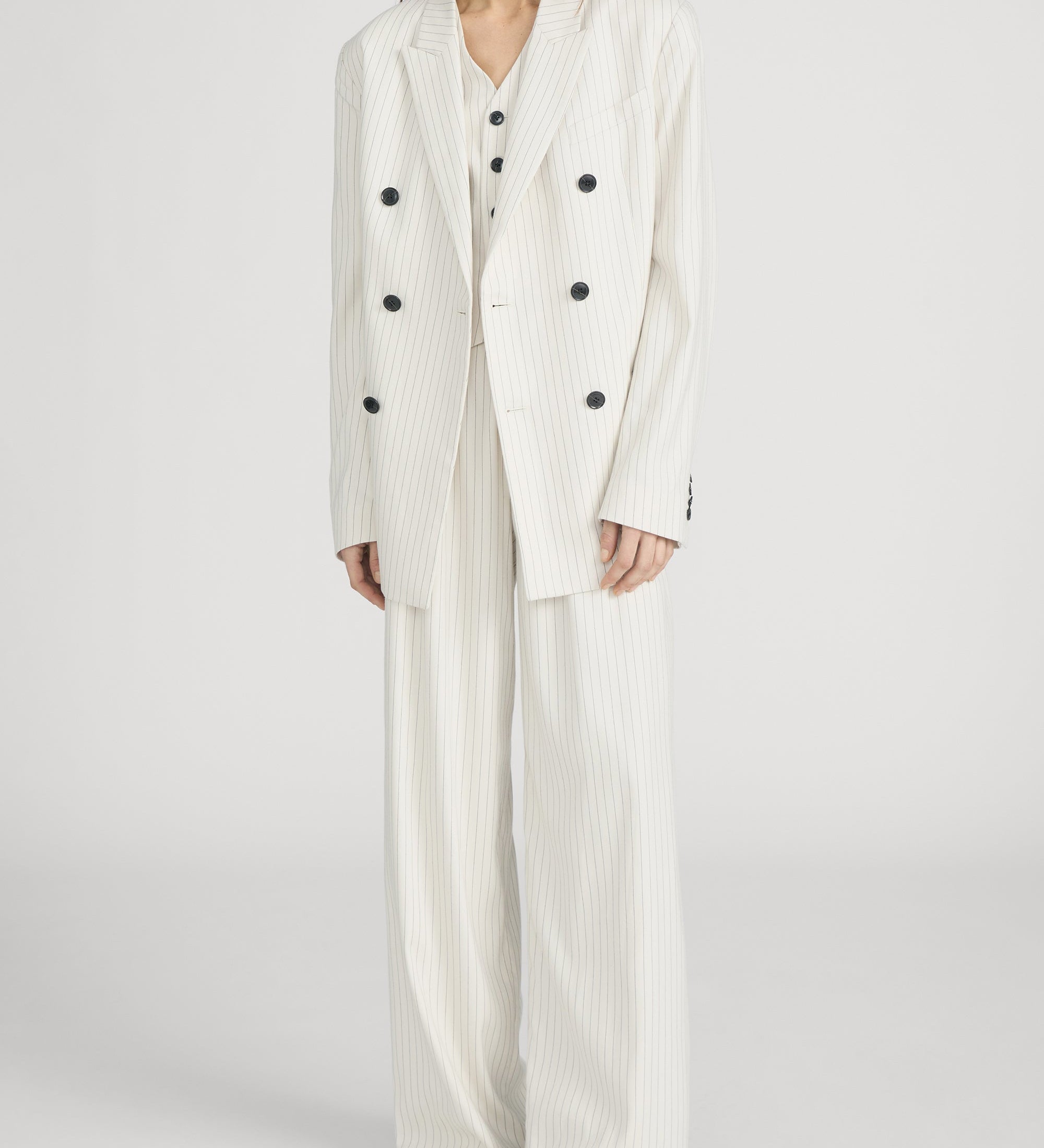 FRAME - The Pinstripe Avenue Blazer