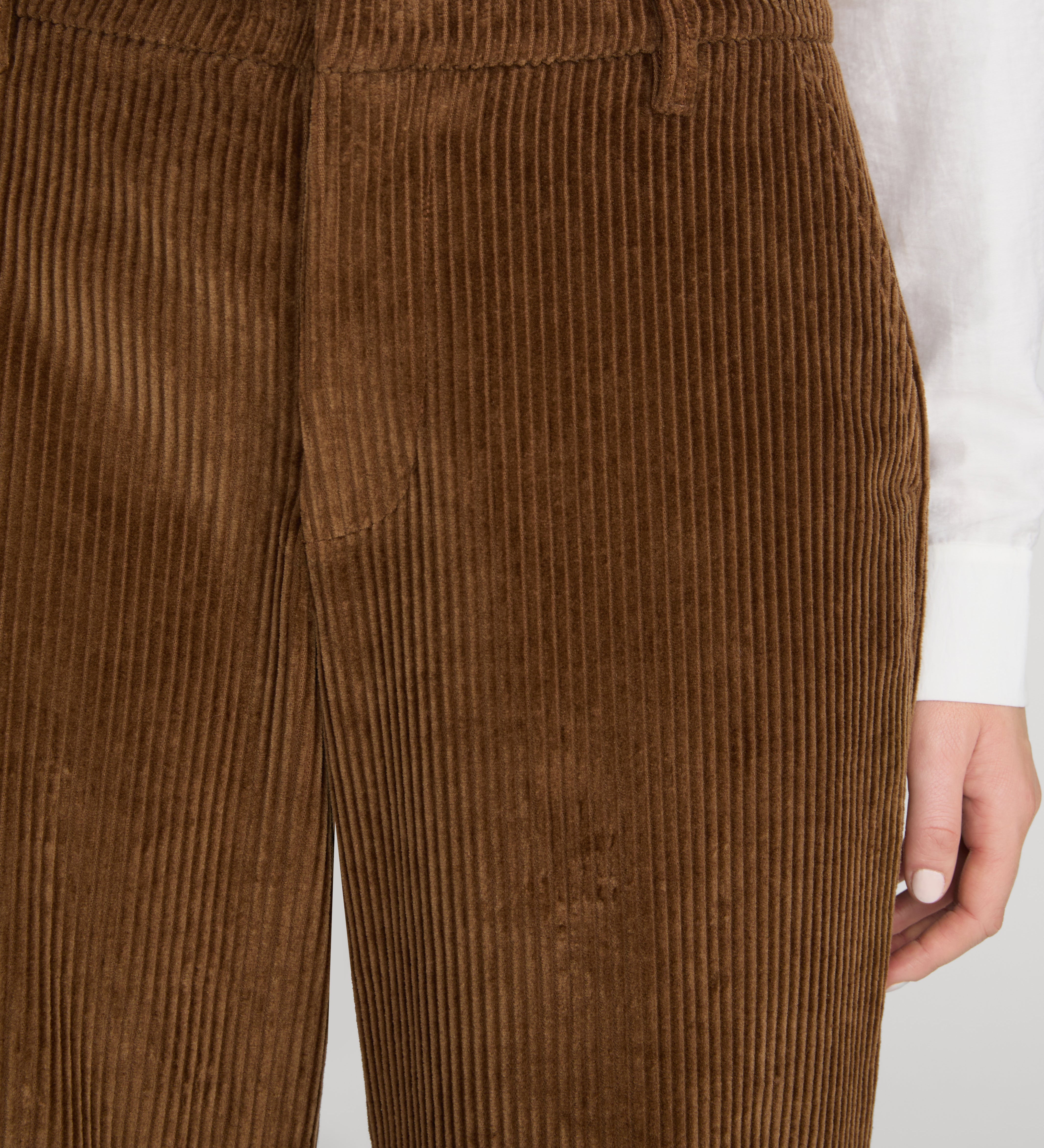 FRAME - The Corduroy Swing Trouser