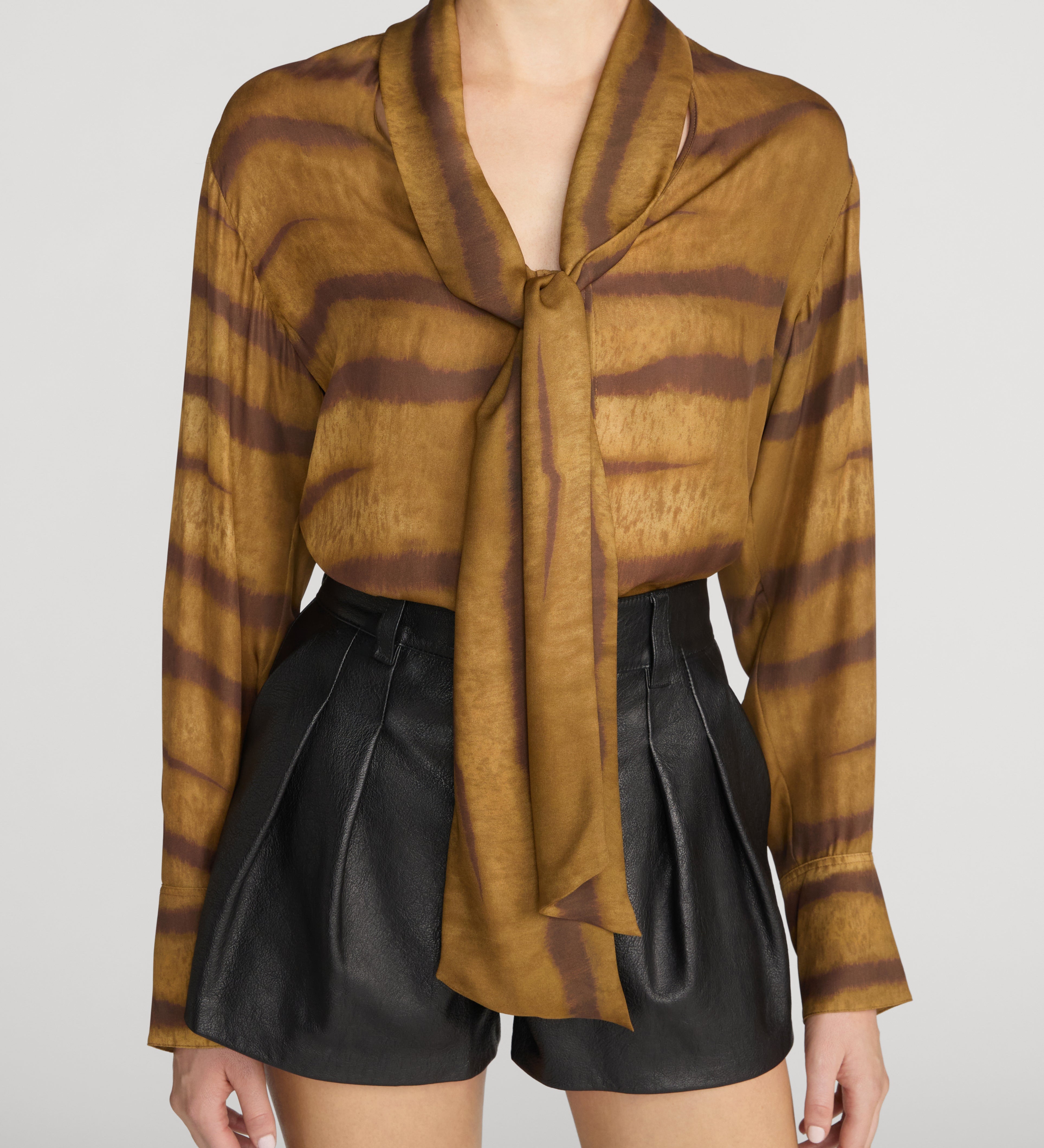 FRAME - The Silk Oversized Tie Shirt