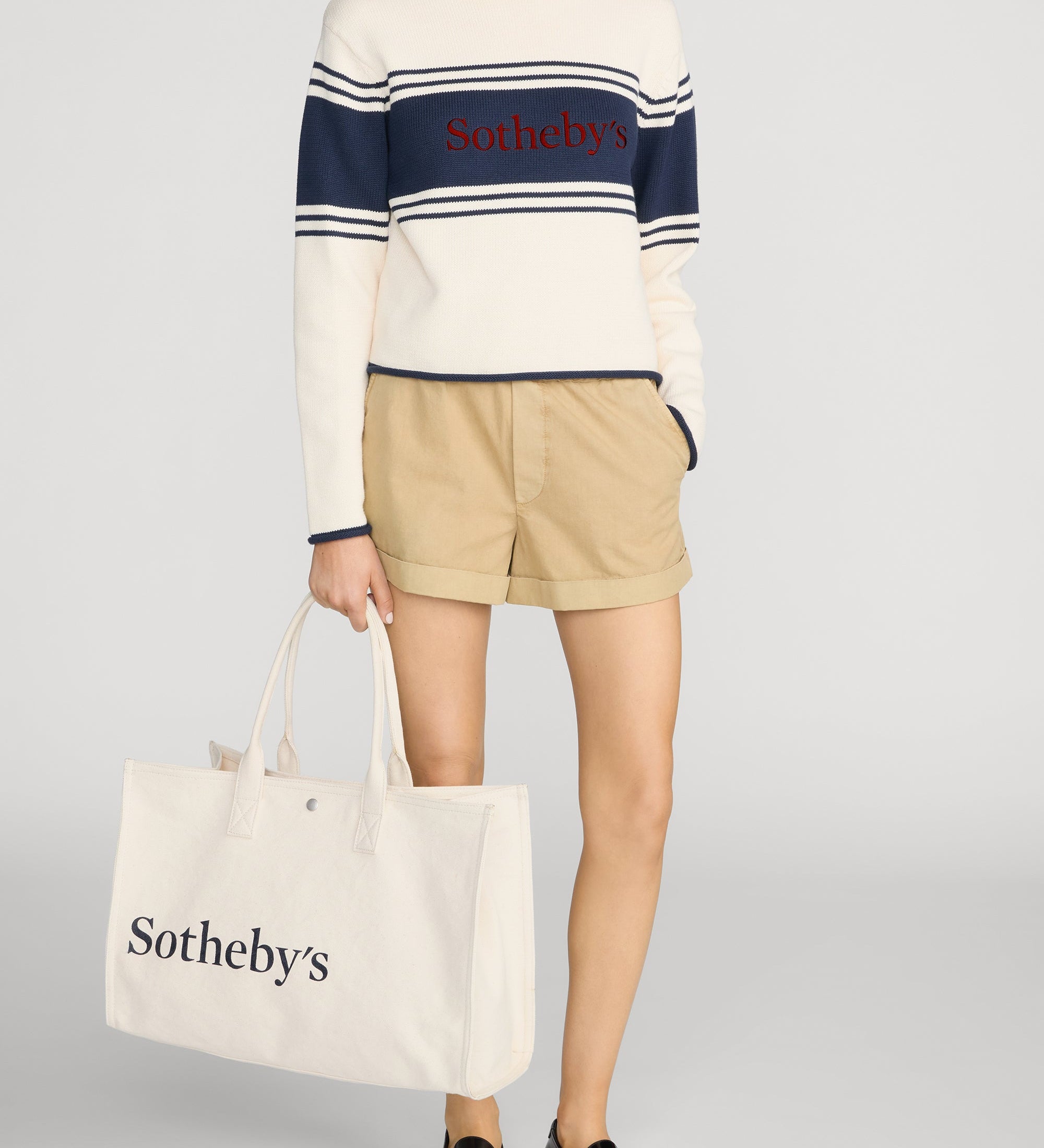 FRAME - Sotheby's Cuffed Short