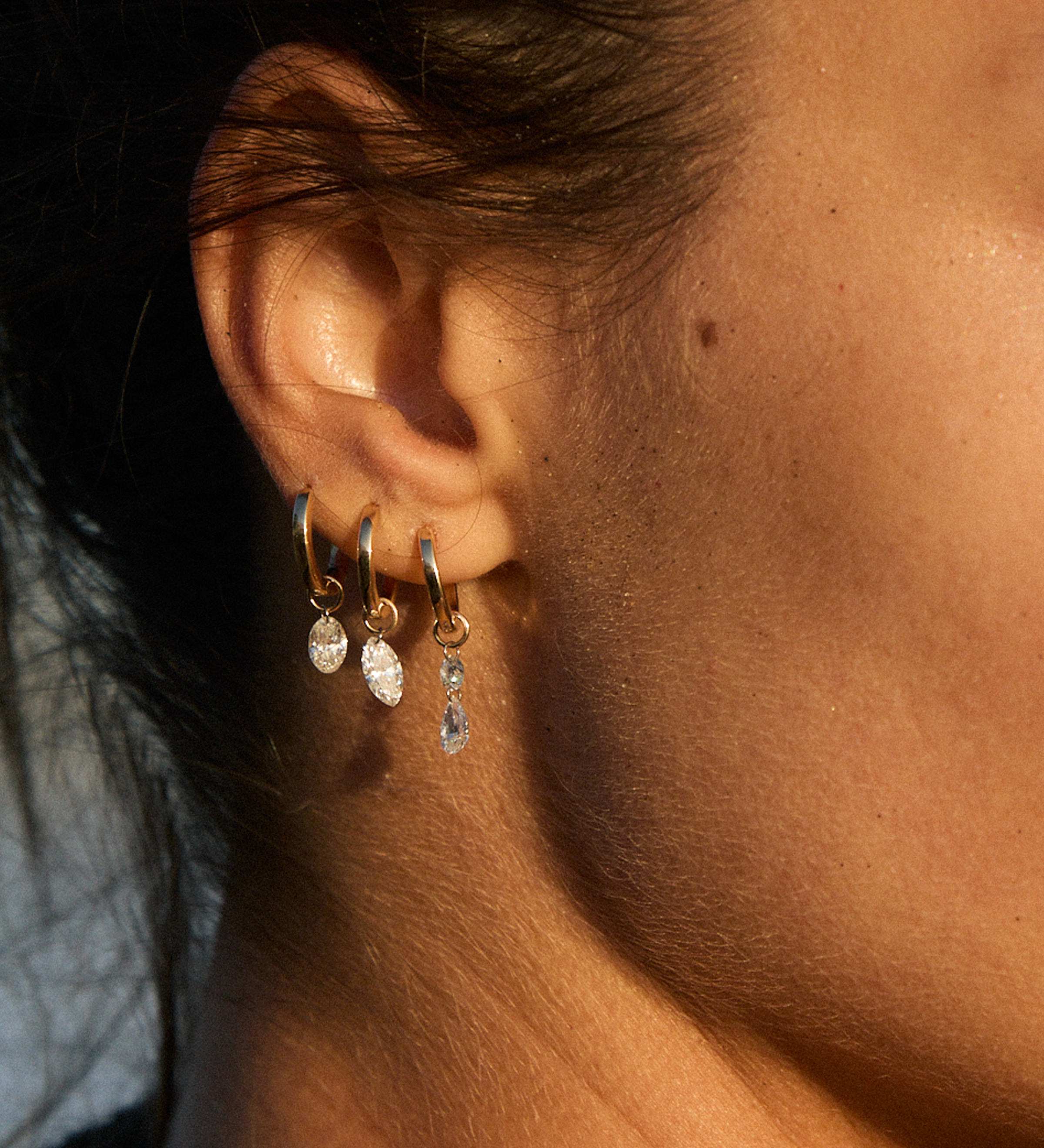 Dorsey - 14K GRADUATED FLOATING HUGGIE EARRING IN LAB DIAMOND, 14K YELLOW GOLD