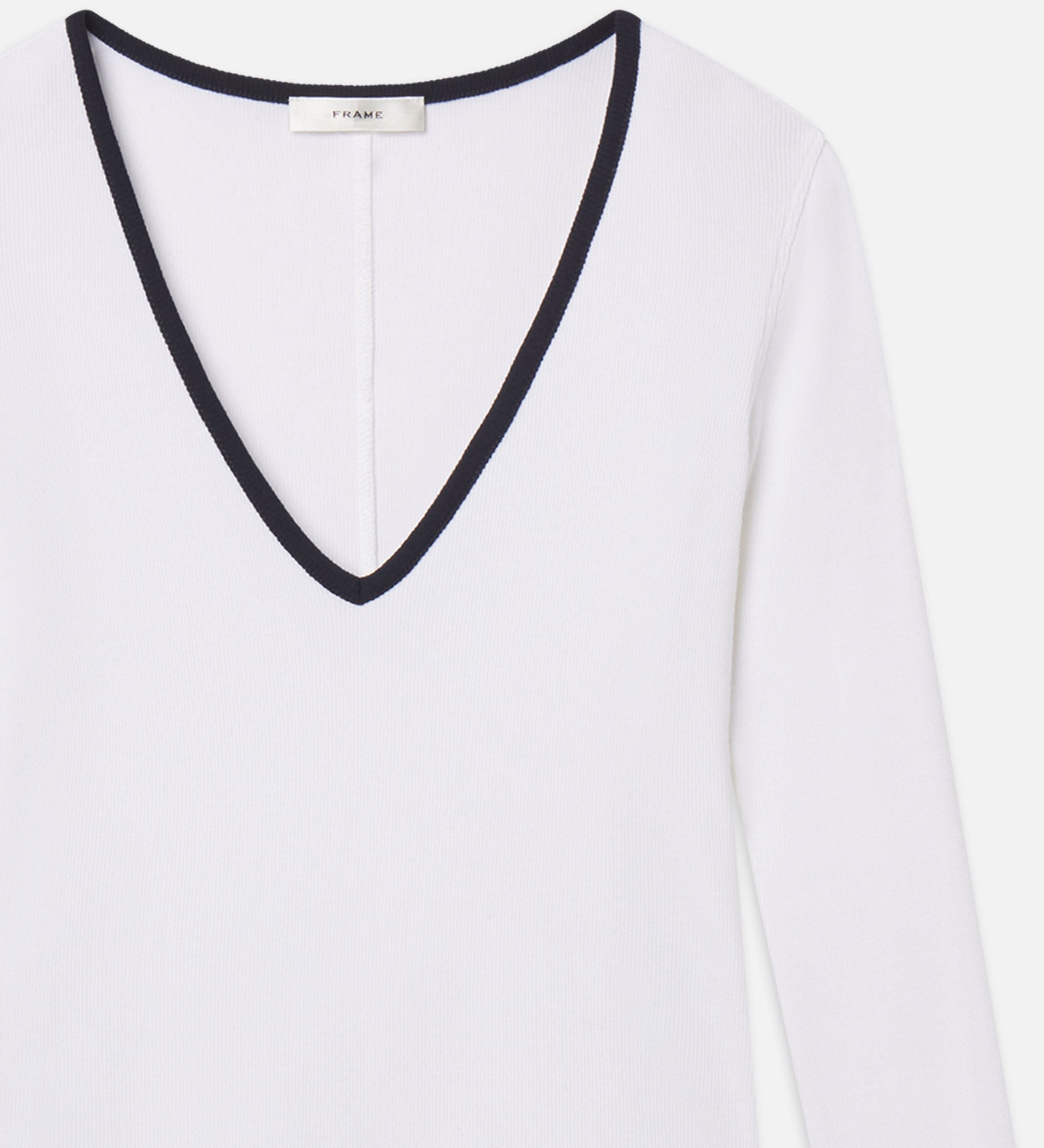 FRAME - The Sporty V Neck Top