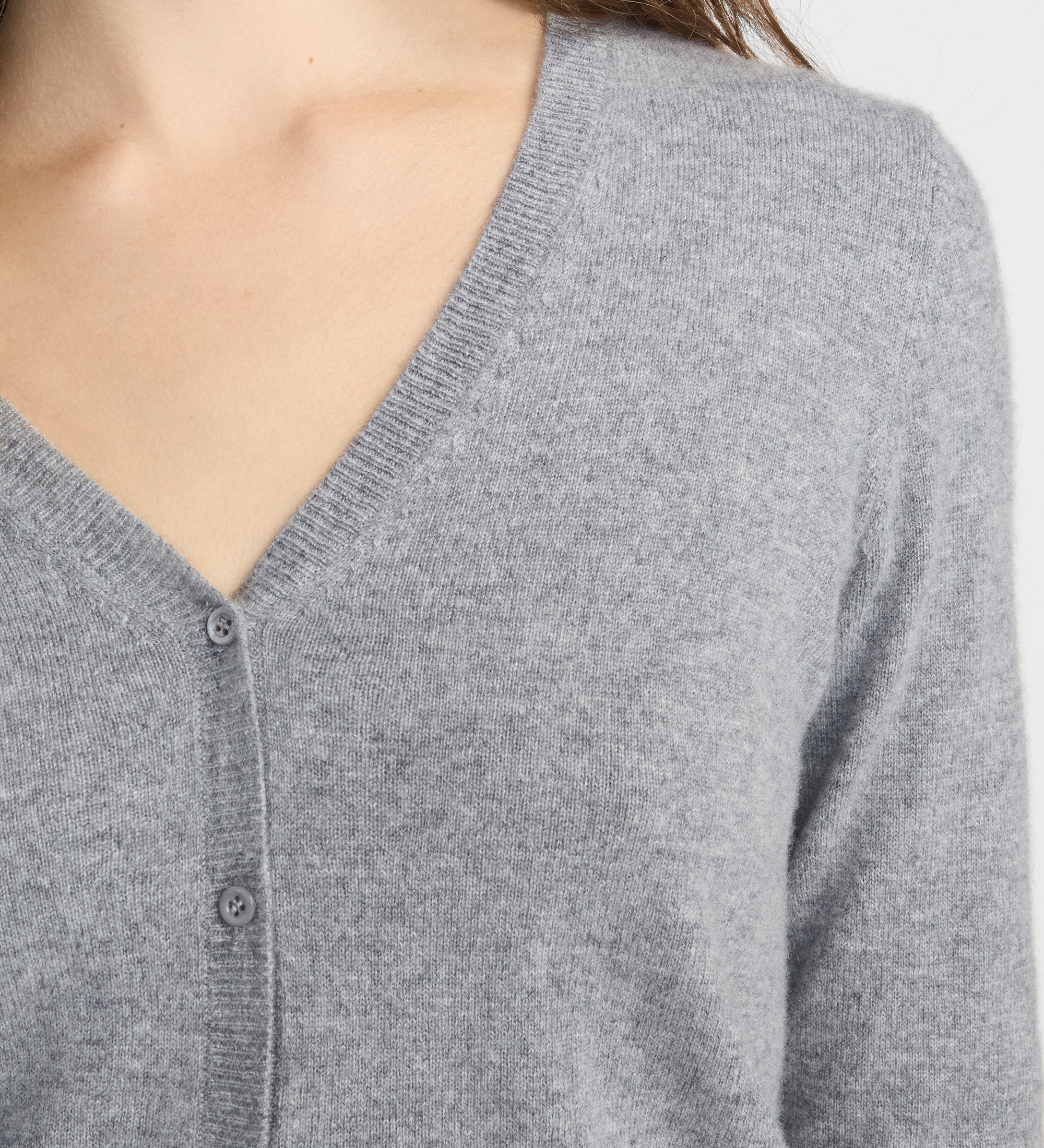 FRAME - The Cashmere V Cardi - Heather Grey