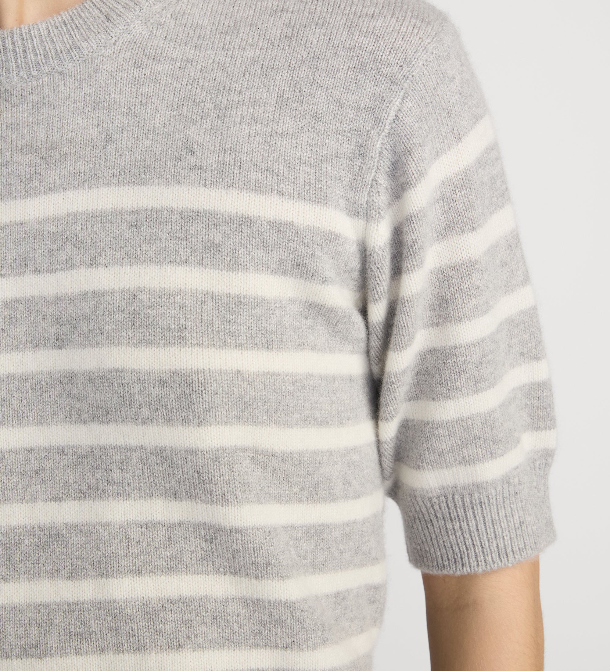 FRAME - The Cashmere Easy Crew