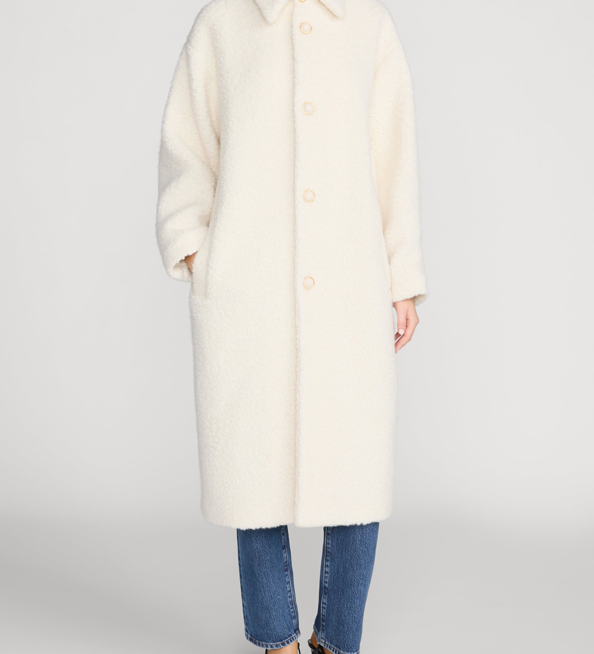FRAME - The Cloud Coat