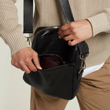 Métier - Wanderer Cross Body Buffalo Black