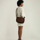 Métier - W INDIANA JONES™ Hunter Messenger Chocolate Suede