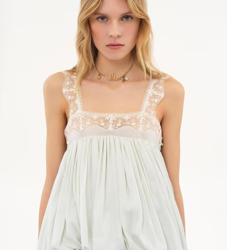 Chloé - High-low ruffled dress in silk habotai & lace