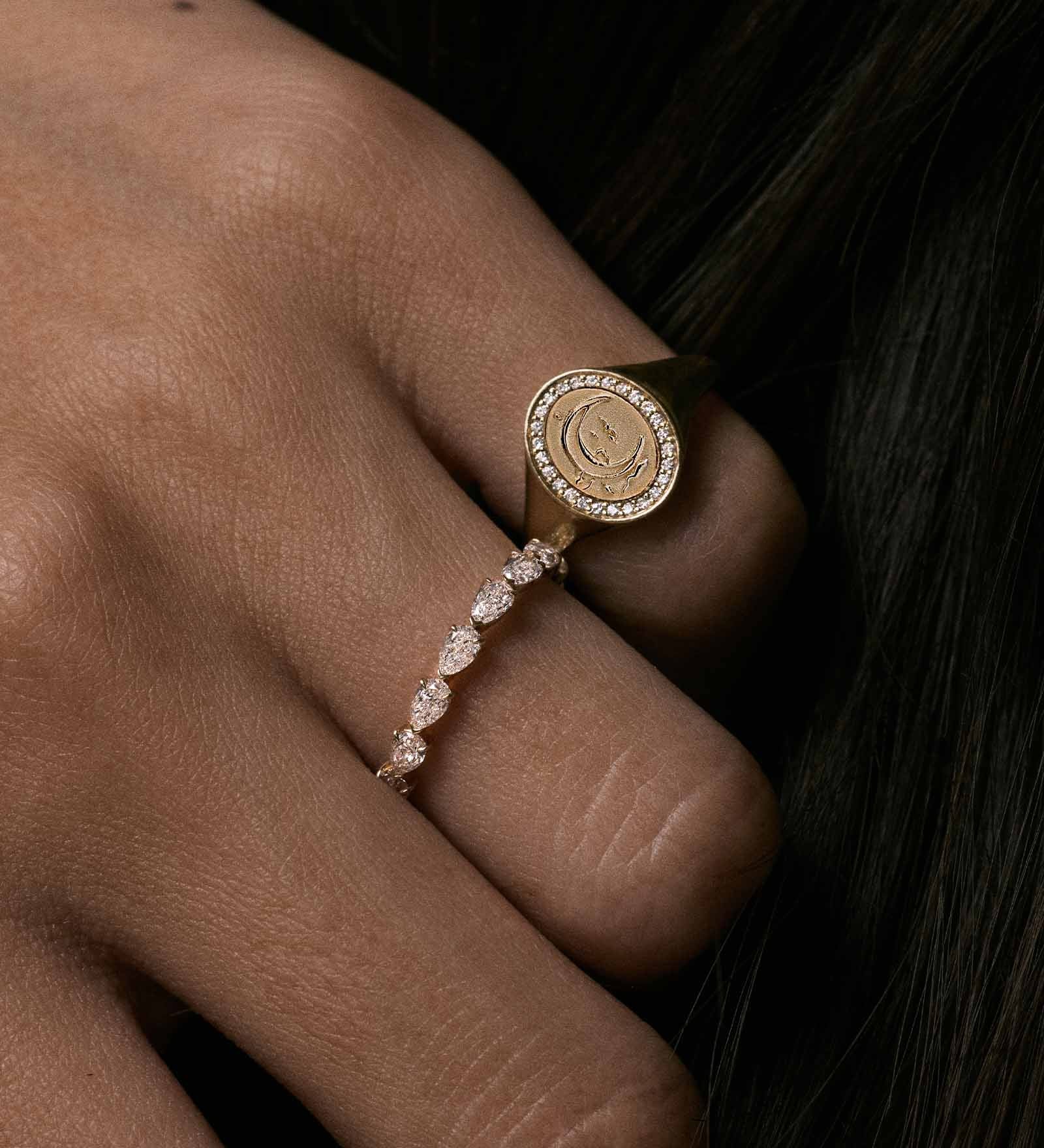Kinn - Crescent Dream Diamond Signet Ring