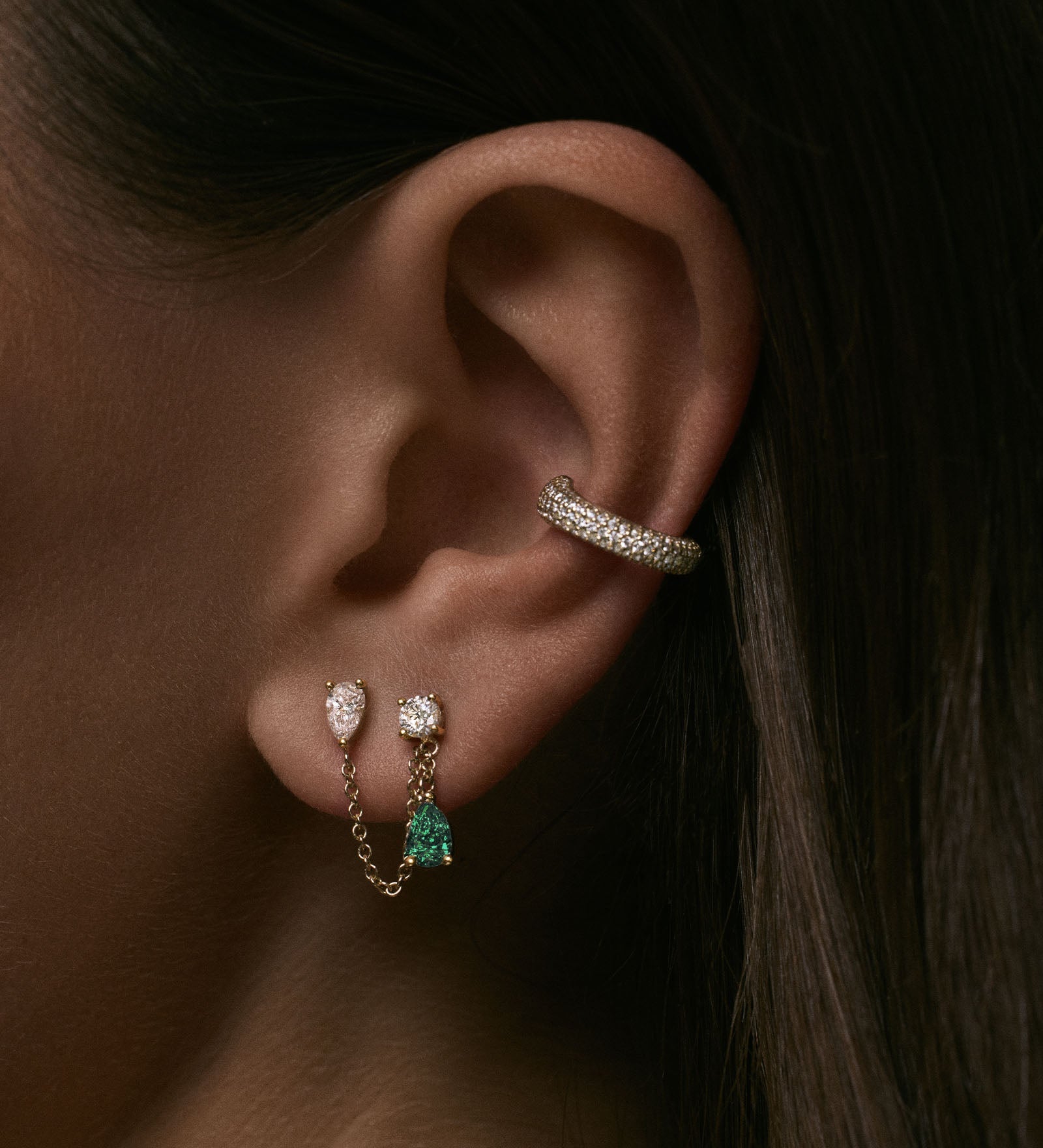 Kinn - Doubles Diamond & Emerald Chain Earring