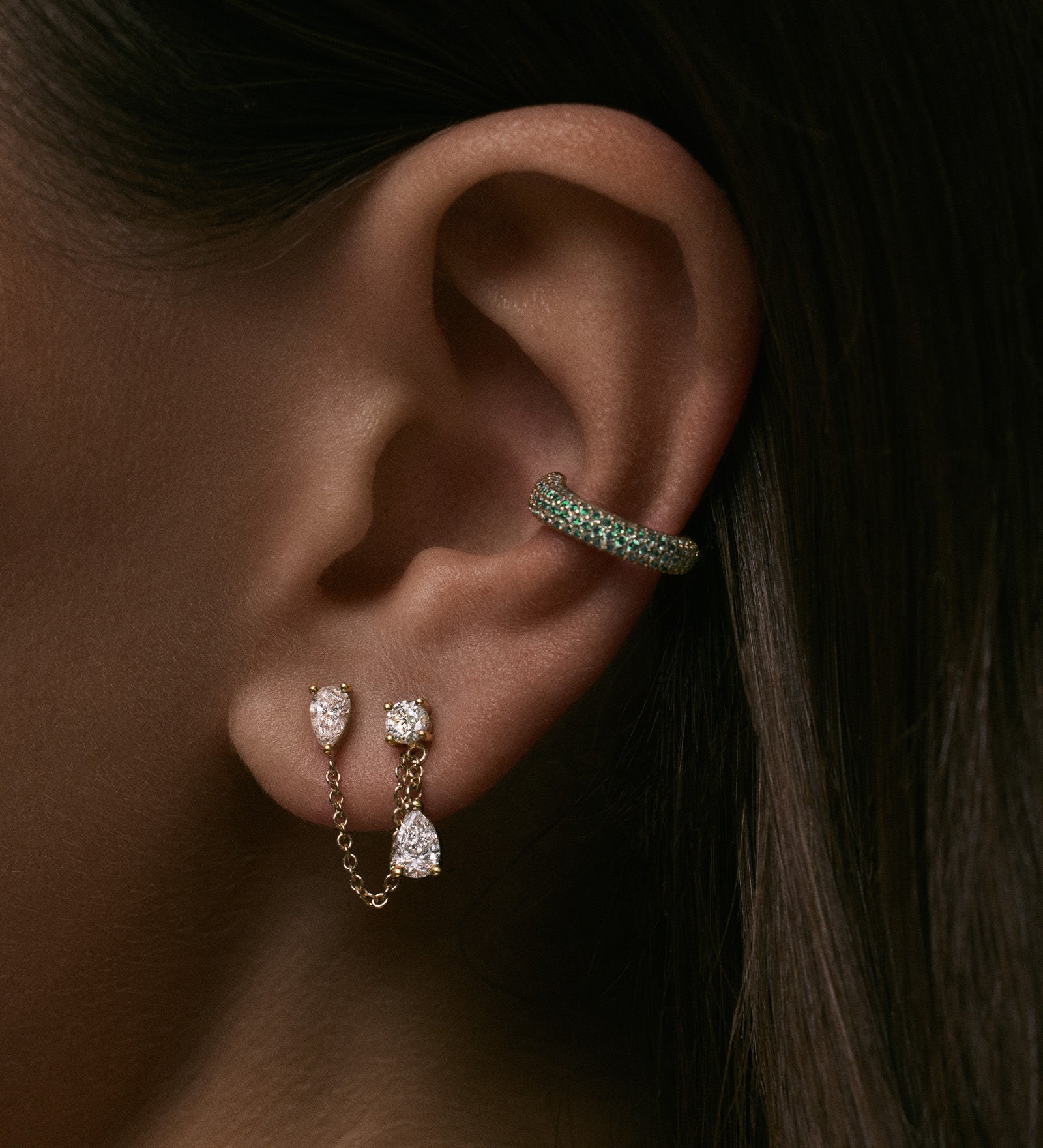 Kinn - Love Pavé Emerald Earring Cuff