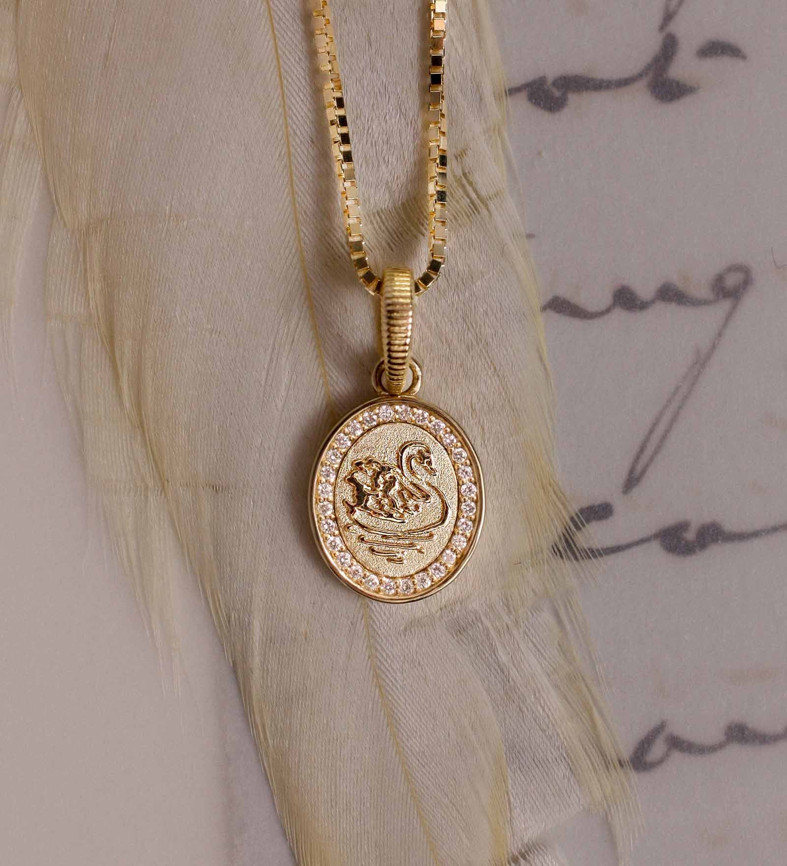 Kinn - Swan Dream Diamond Pendant