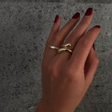 Kinn - Bold Willow Wrap Around Ring Gold