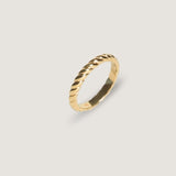 Kinn - Claudine Twist Ring