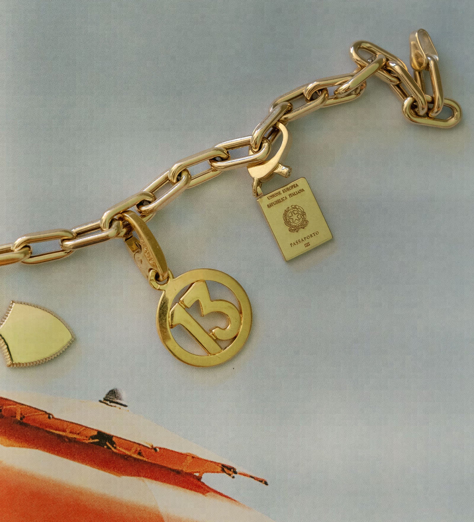 Kinn - Italian Heritage Passport Charm