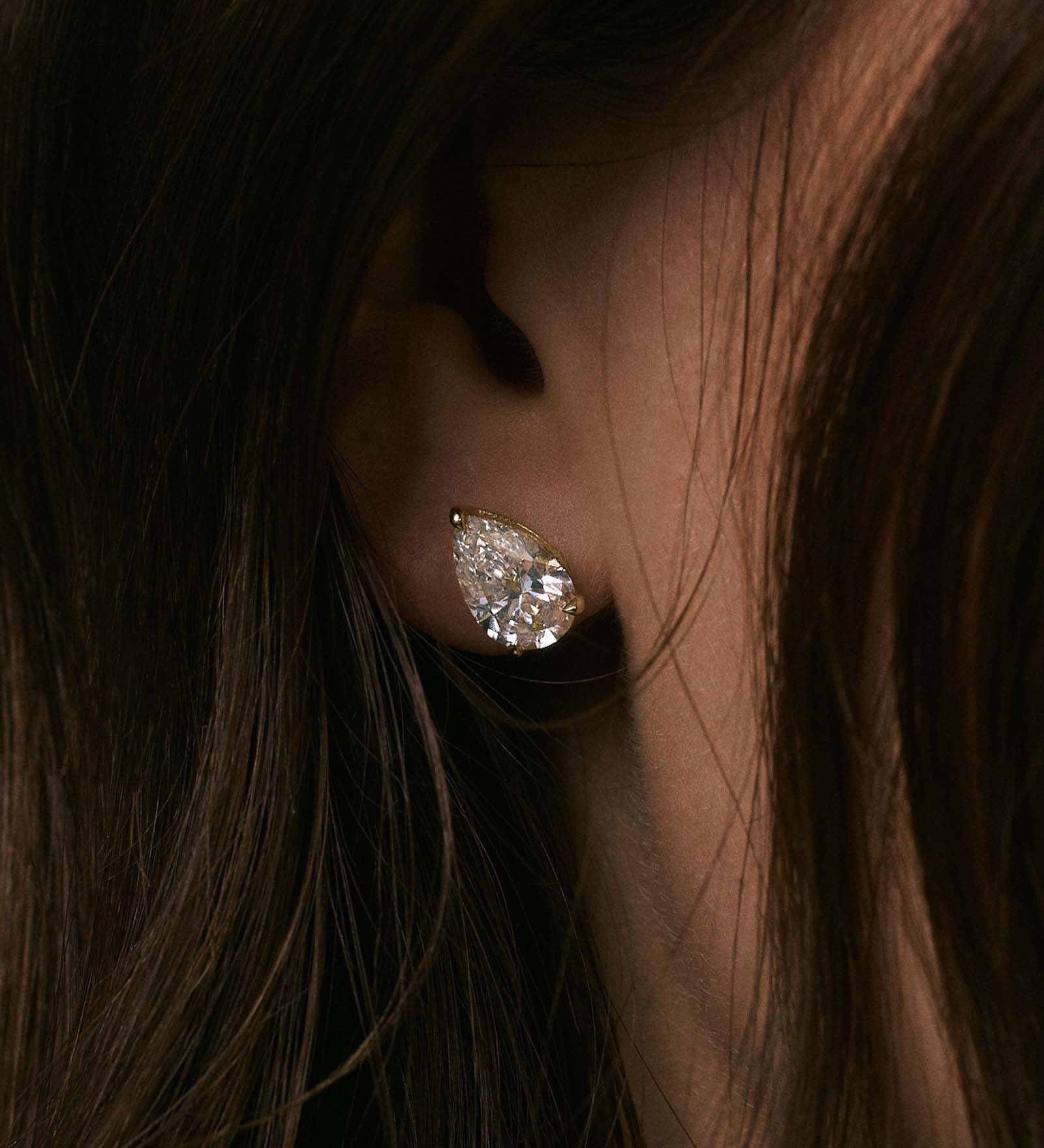 Kinn - June Pear Diamond Stud Earrings