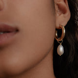 Kinn - Baroque Pearl Hoop Earrings