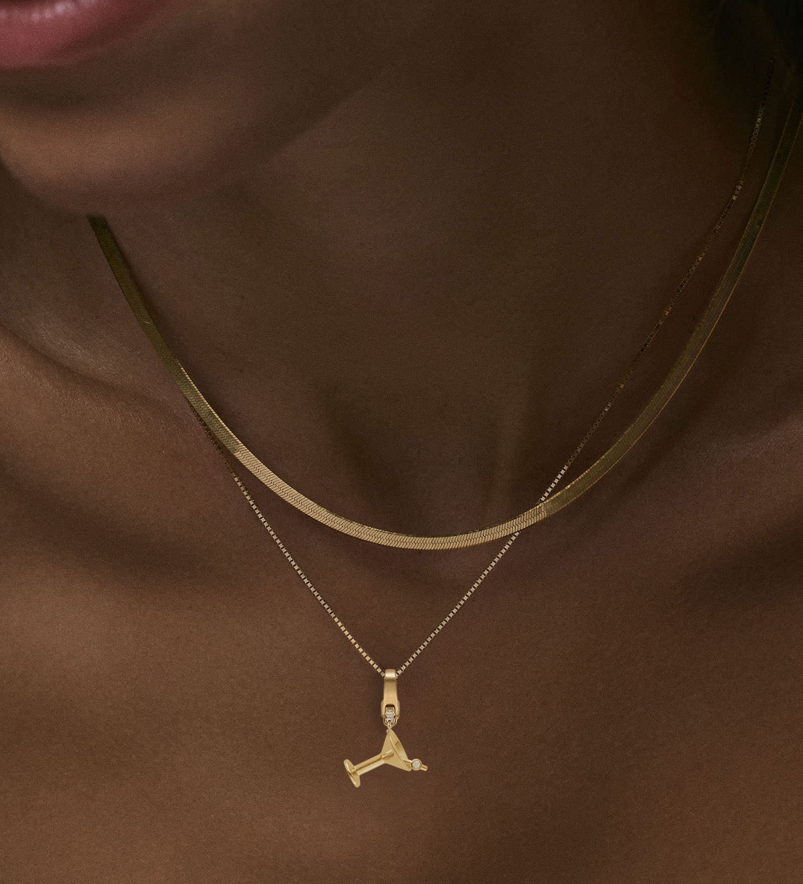 Kinn - Dirty Martini Charm