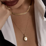 Kinn - Maison Oval Locket Diamond